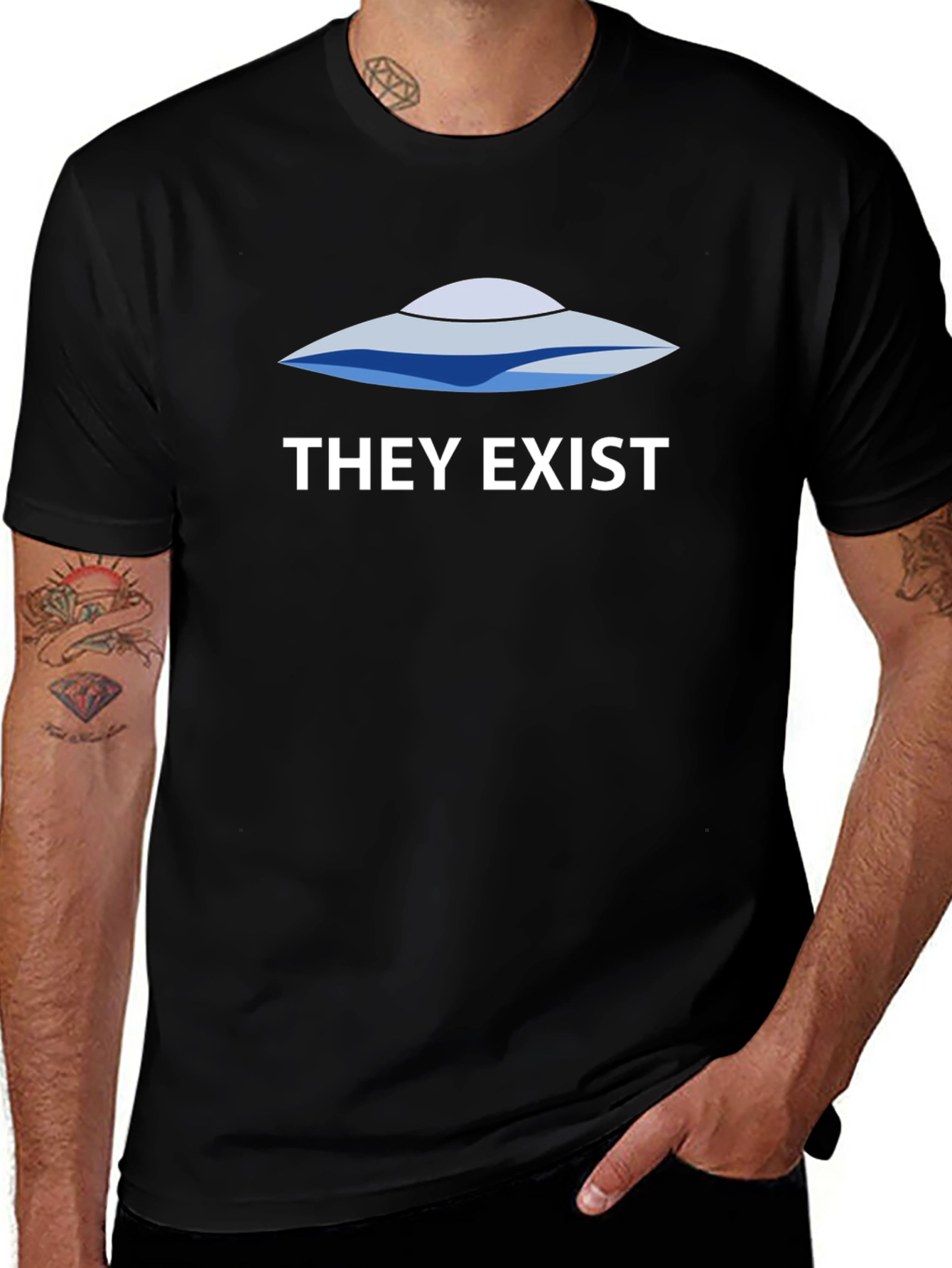Camiseta OVNI Ellos Existen - Misterio y Estilo