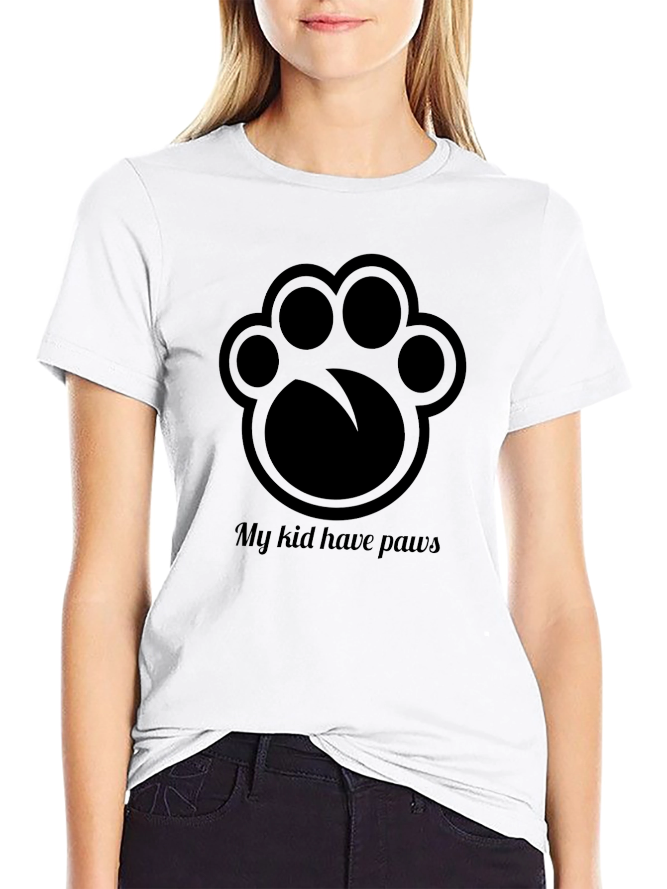 Camiseta Negra Mi Niño Tiene Patas