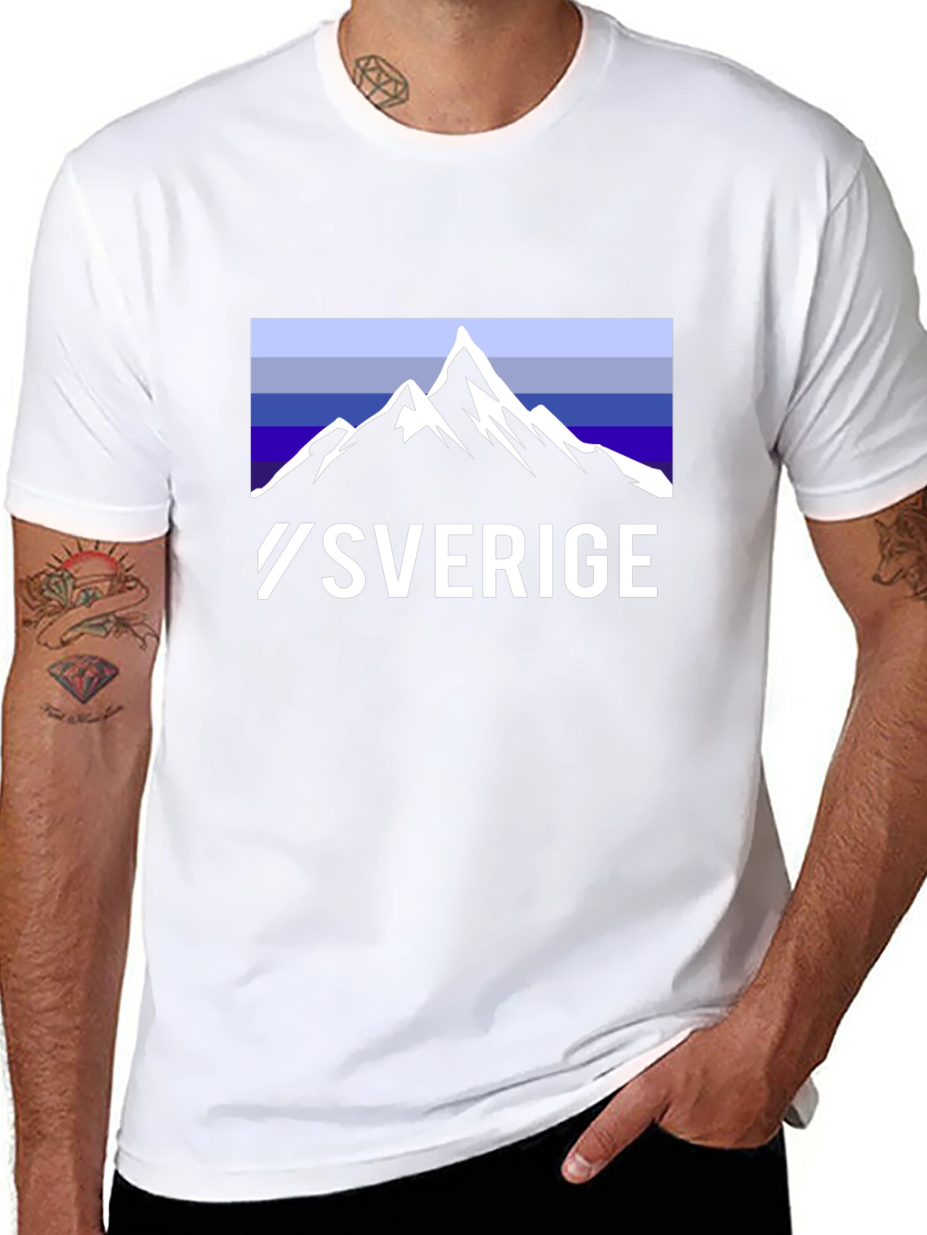 Camiseta Negra Sverige Diseño Montaña