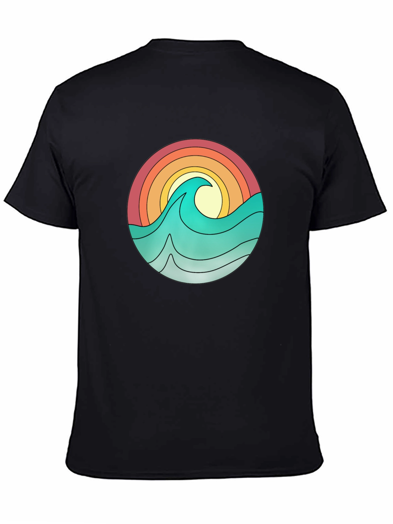 Camiseta Negra con Diseño Olas y Sol