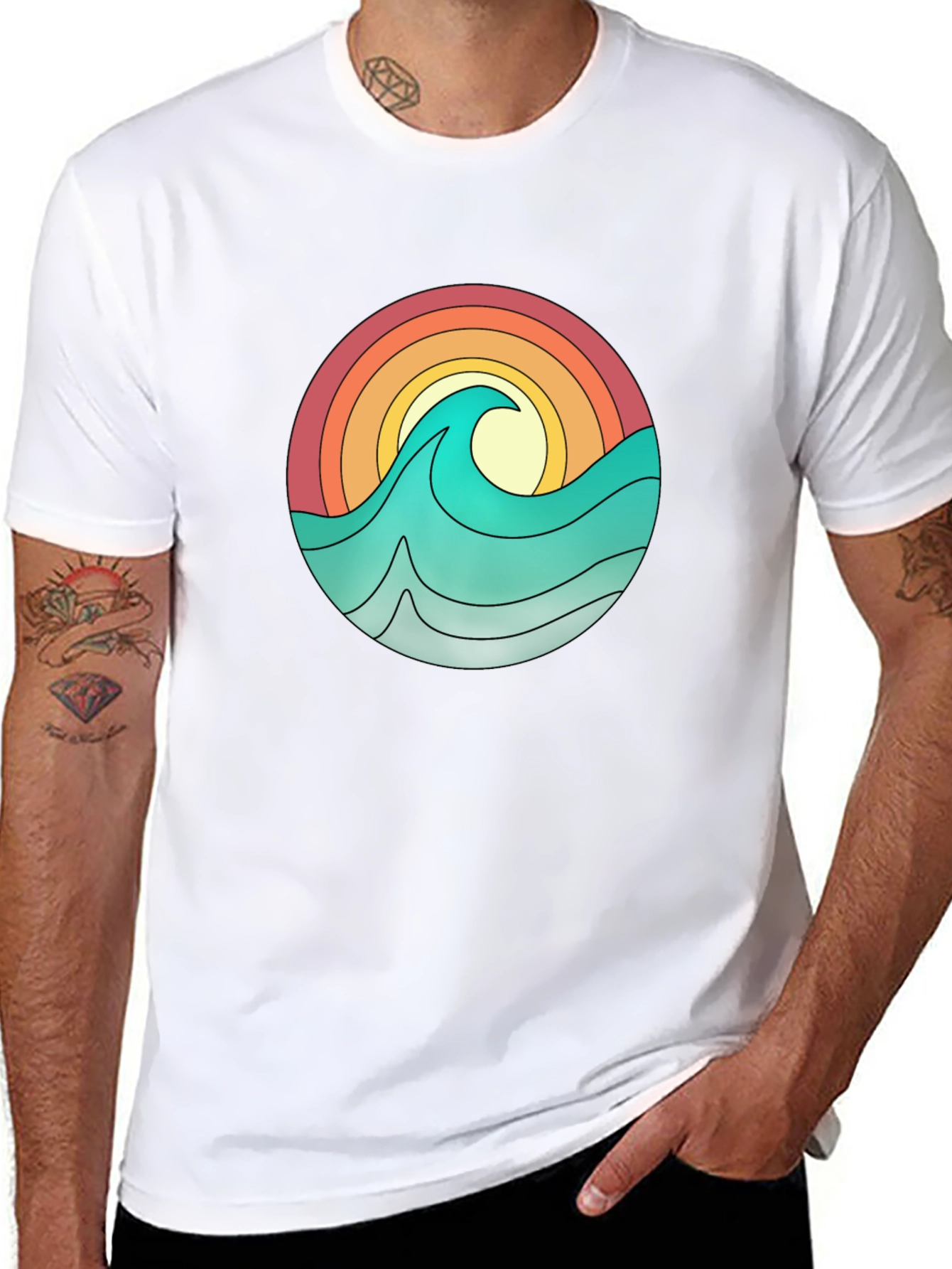 Camiseta Negra con Diseño Olas y Sol