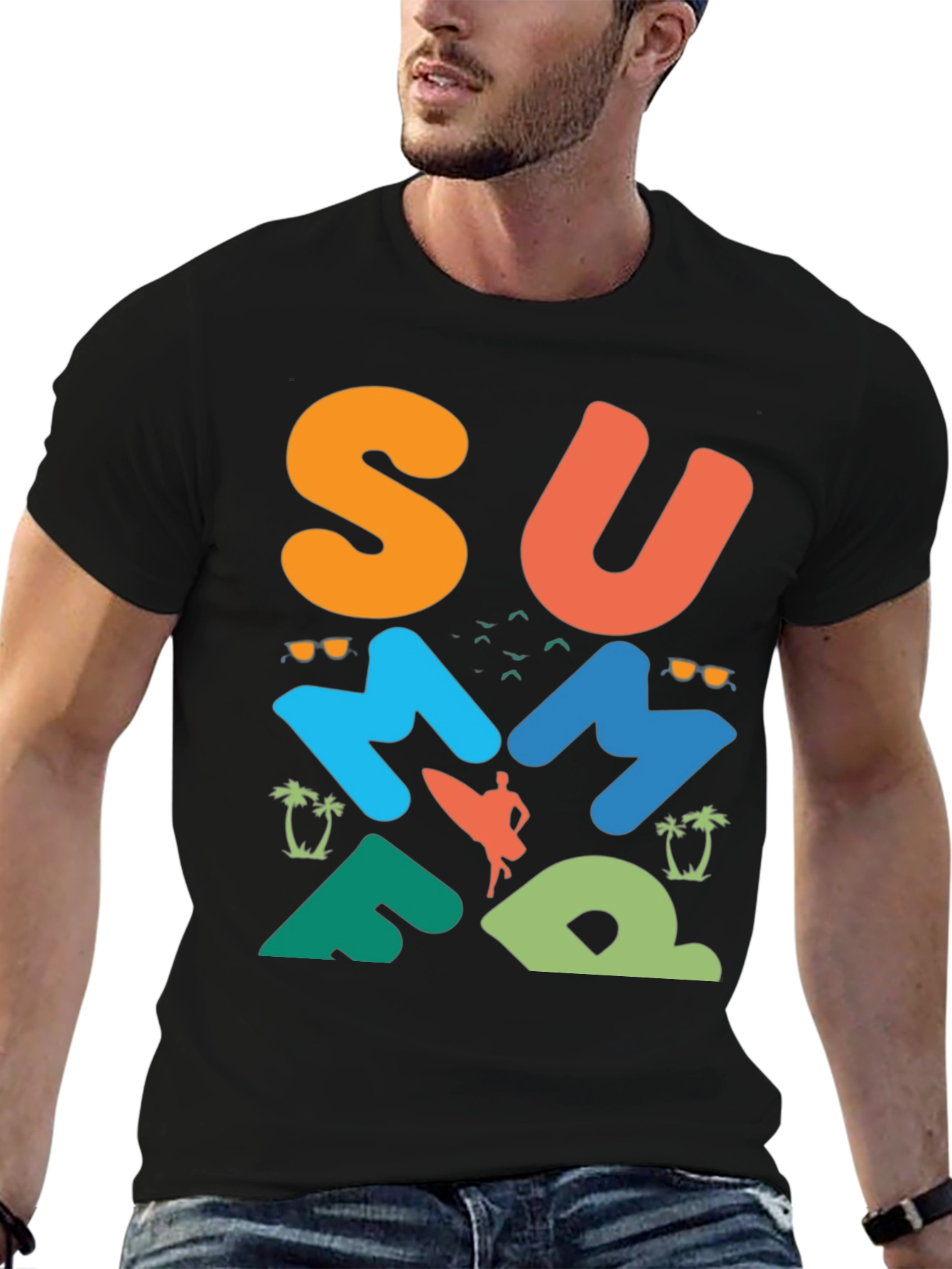 Camiseta negra con diseño veraniego surf