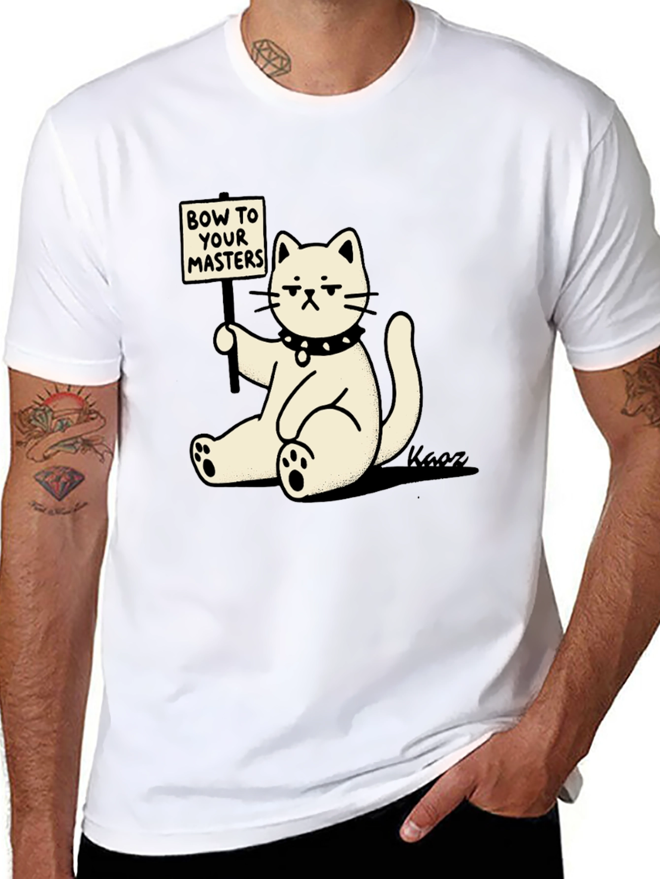 Camiseta Negra con Gato Demandando Sumisión