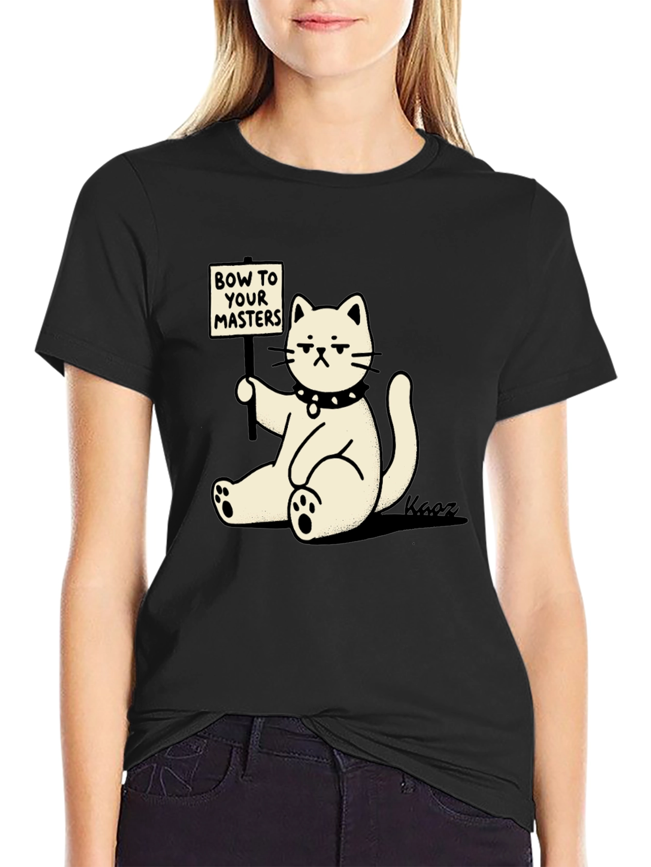 Camiseta Negra con Gato Demandando Sumisión