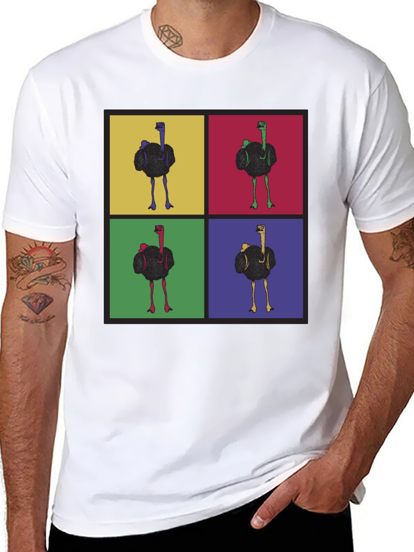 Camiseta Negra con Diseño Pop Art de Avestruces