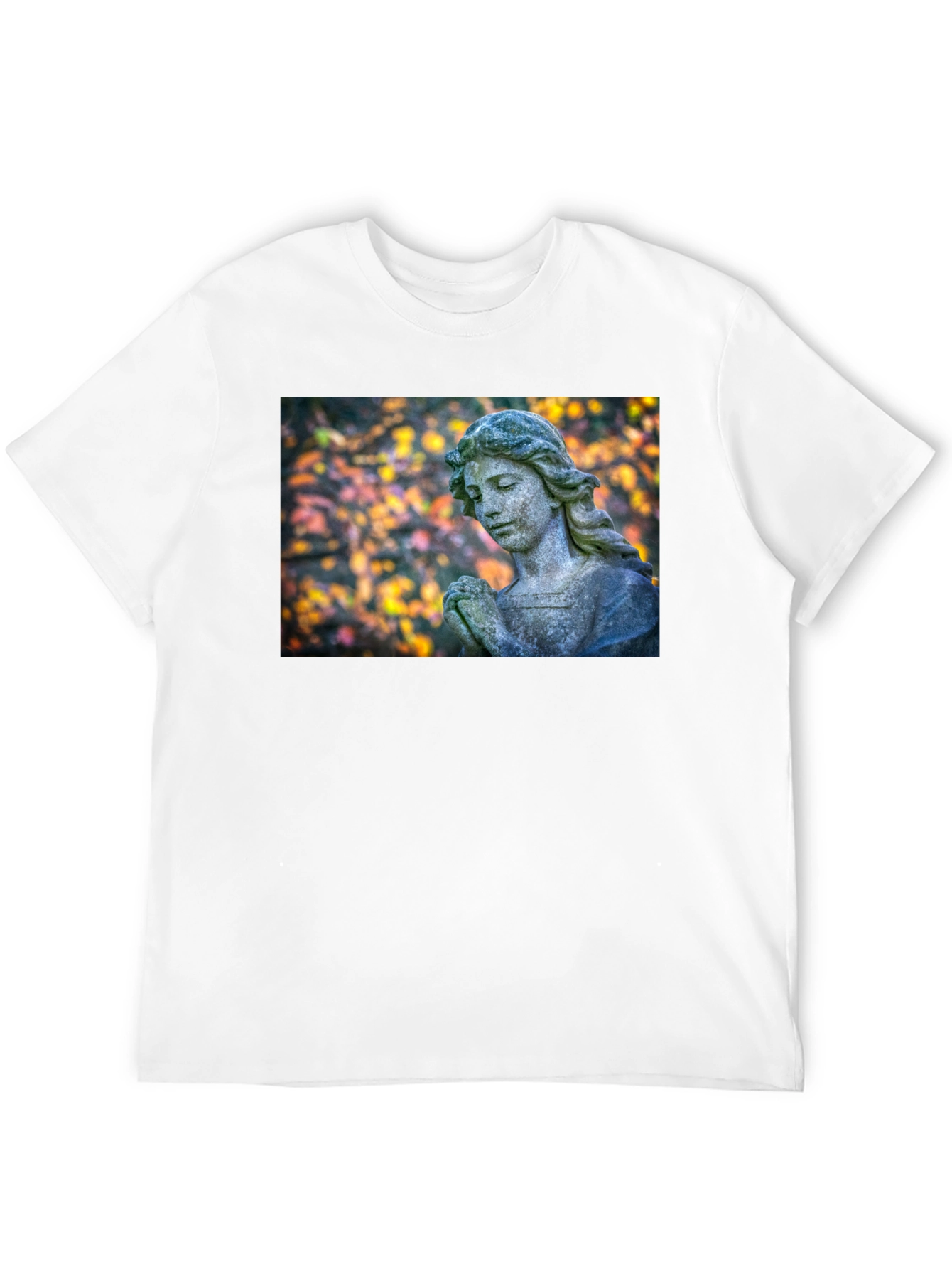 Camiseta Negra con Estatua de Ángel Praying
