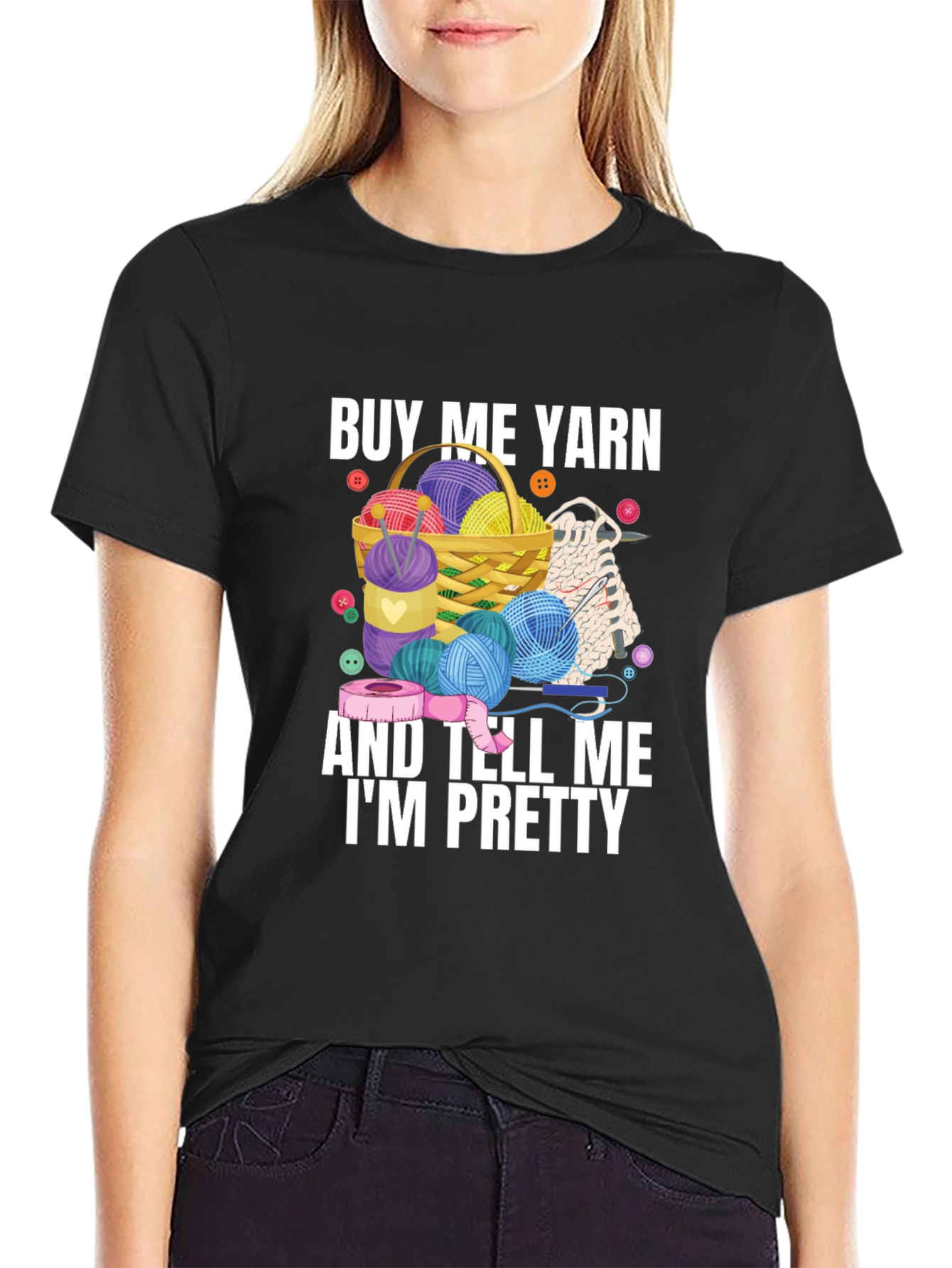 Camiseta Negra Cómprame Hilo y Dime Que Soy Guapa