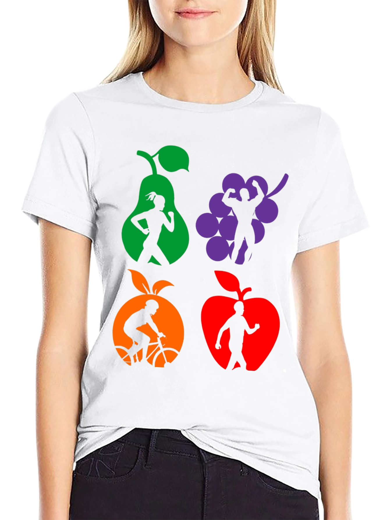 Camiseta Negra Deportiva con Diseño de Frutas
