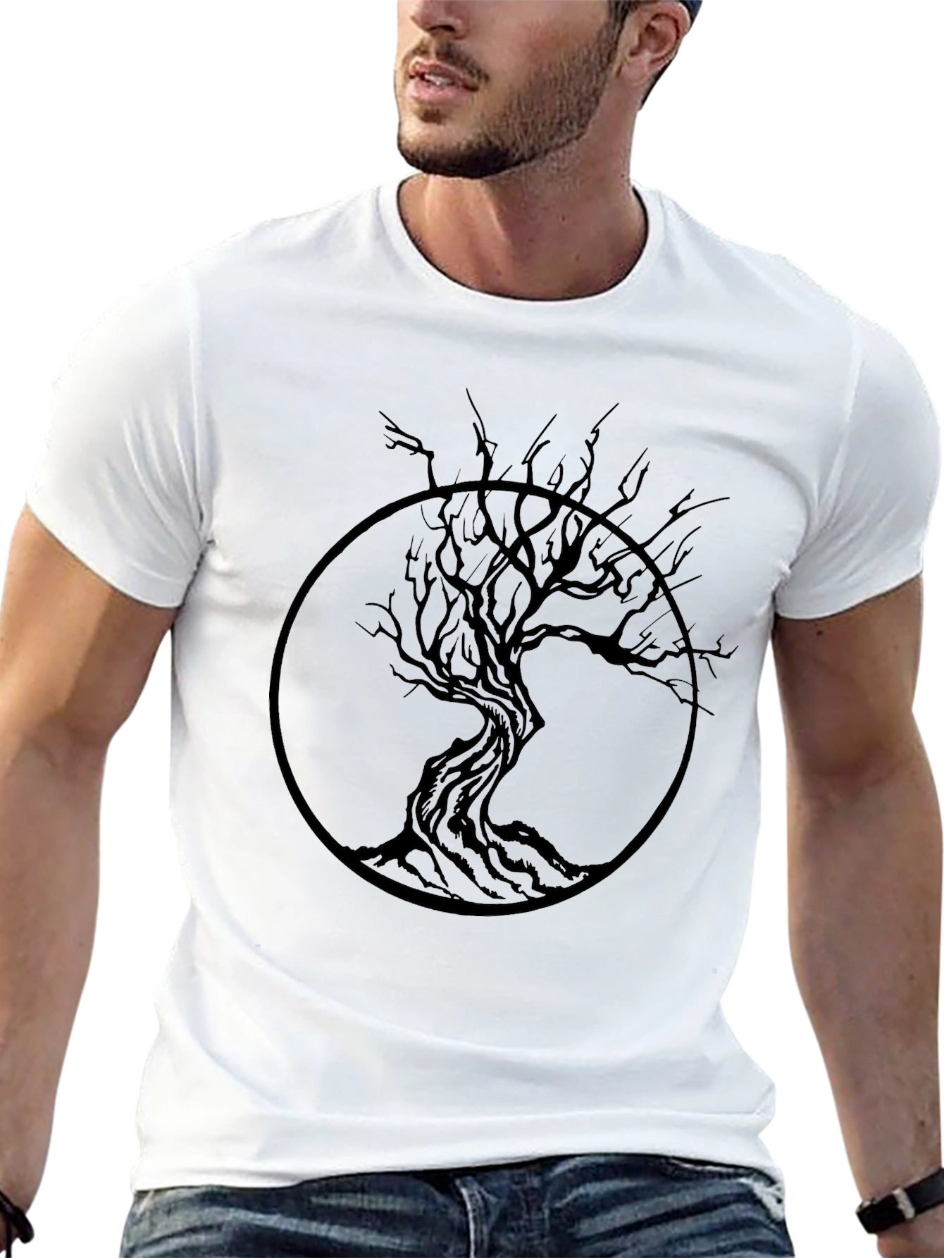 Camiseta Negra con Diseño de Árbol Circular