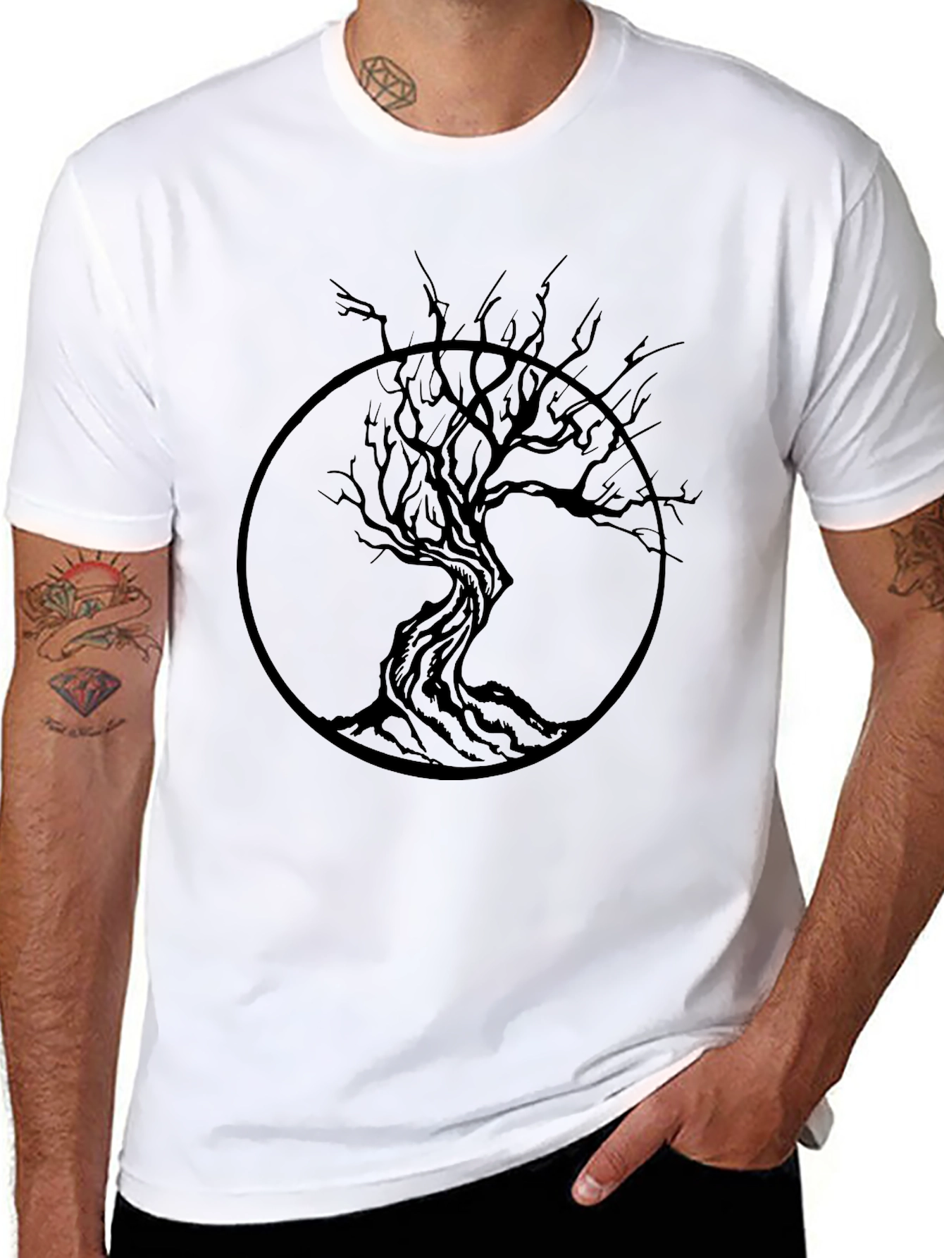 Camiseta Negra con Diseño de Árbol Circular
