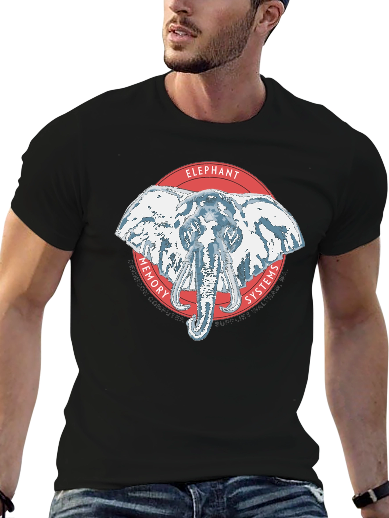 Camiseta Negra: Elefante y Sistemas de Memoria