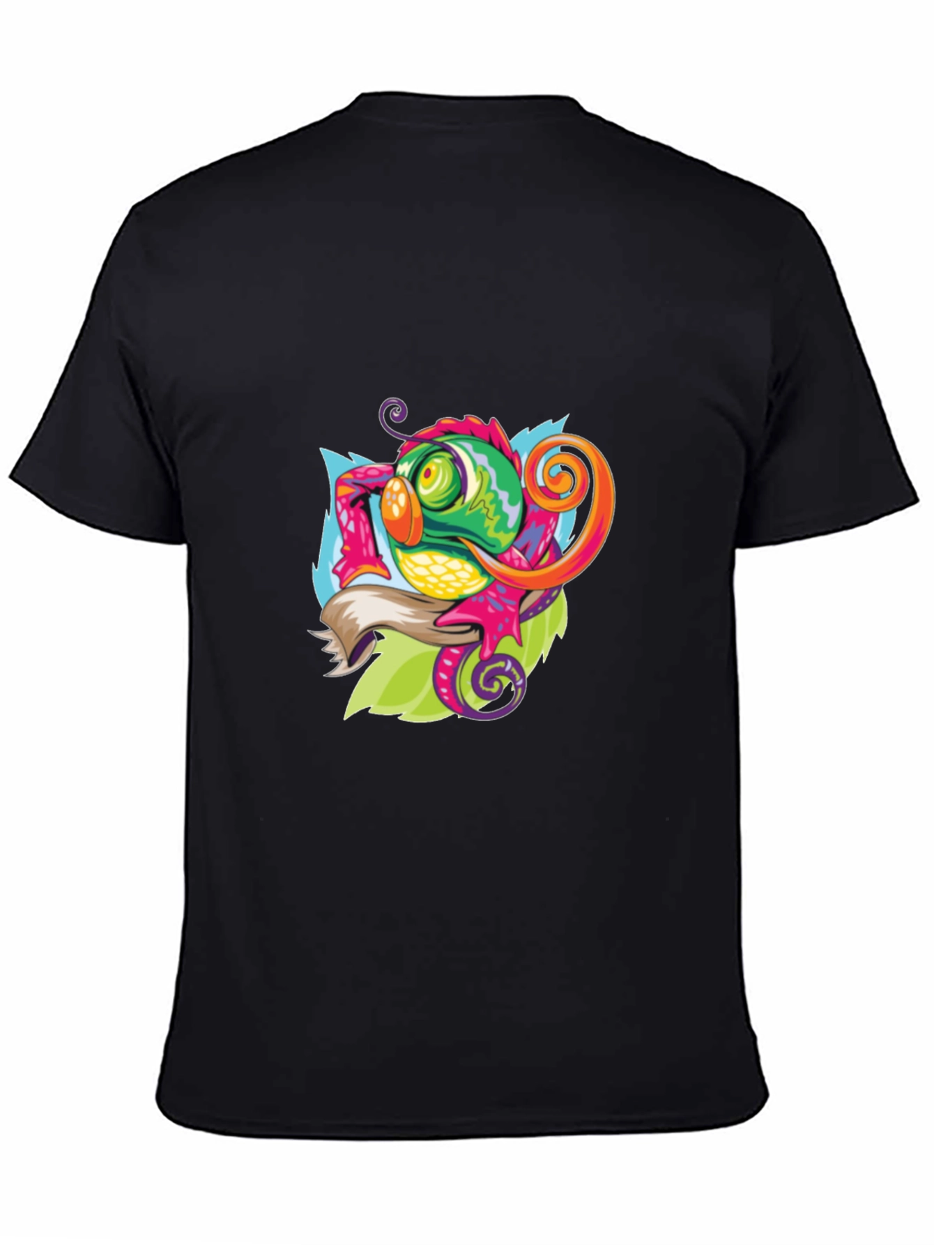 Camiseta Negra con Diseño de Camaleón Artístico