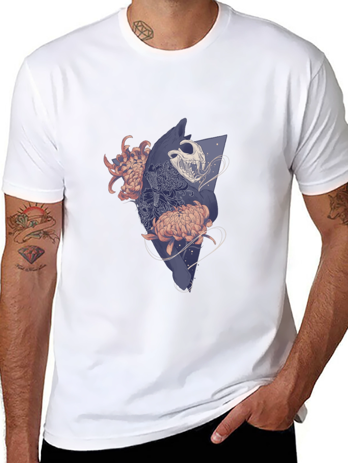 Camiseta Negra con Diseño Floral y Cráneo