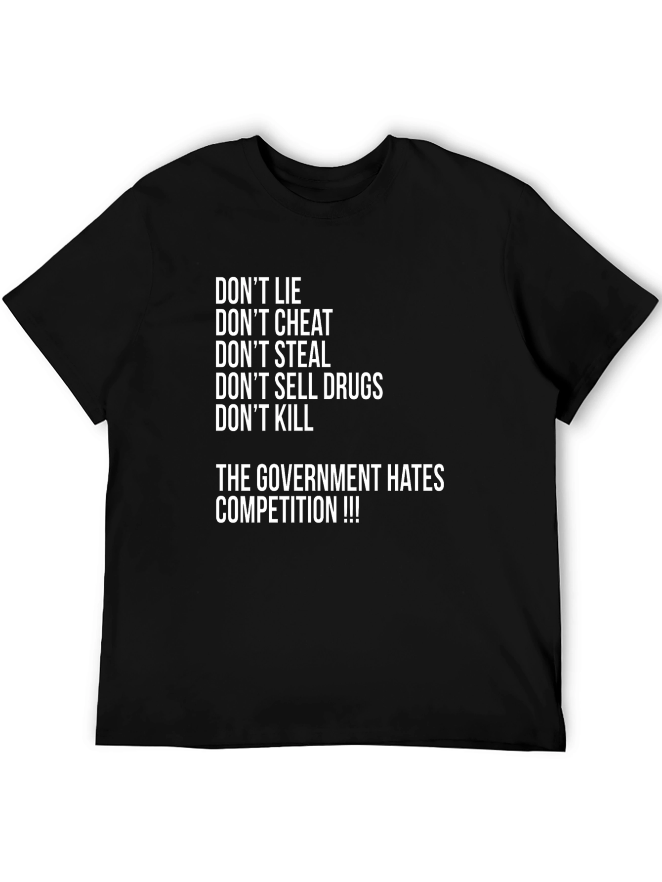 Camiseta Negra con Mensaje Anti-Sistema