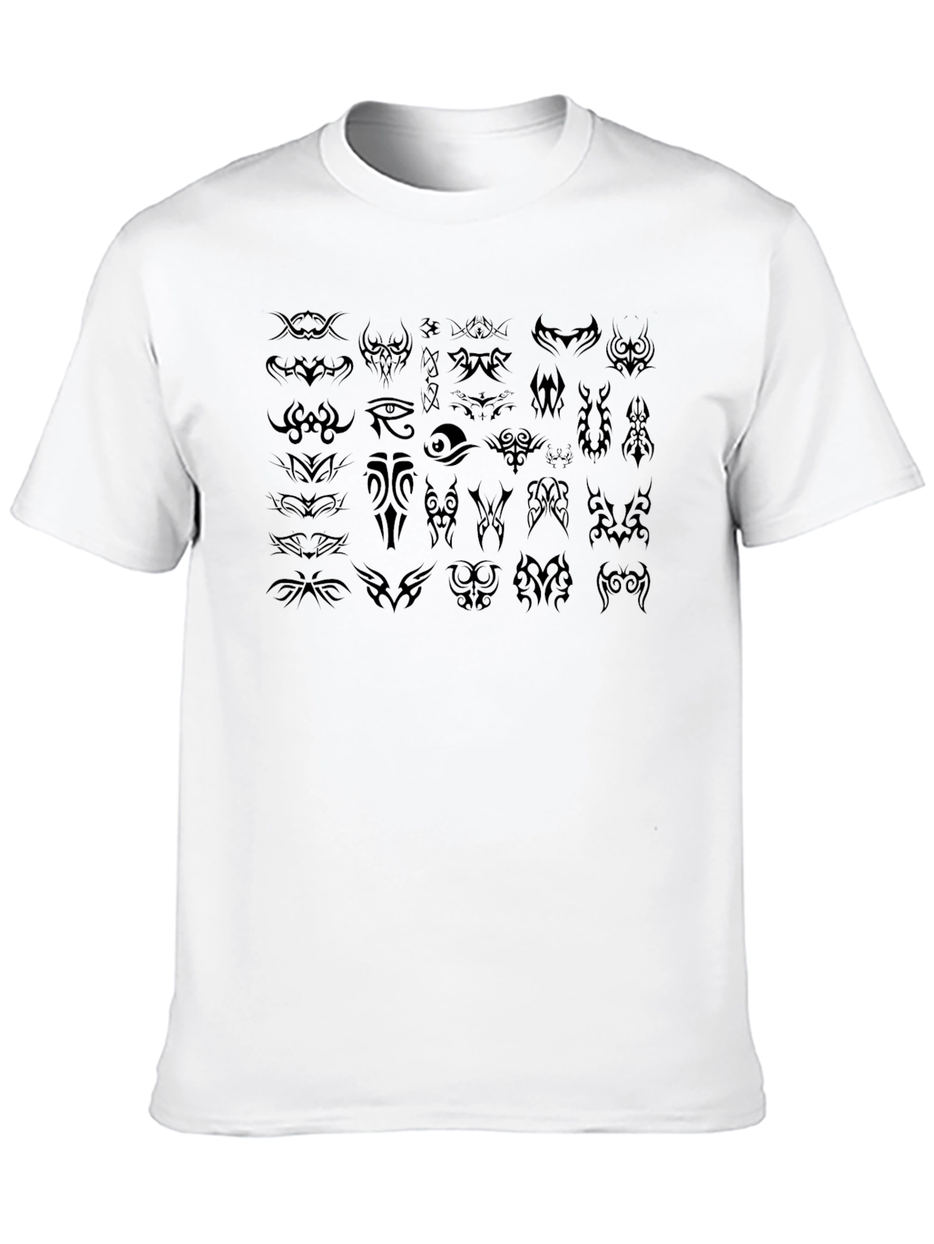 Camiseta Negra con Diseños de Tatuajes Tribales
