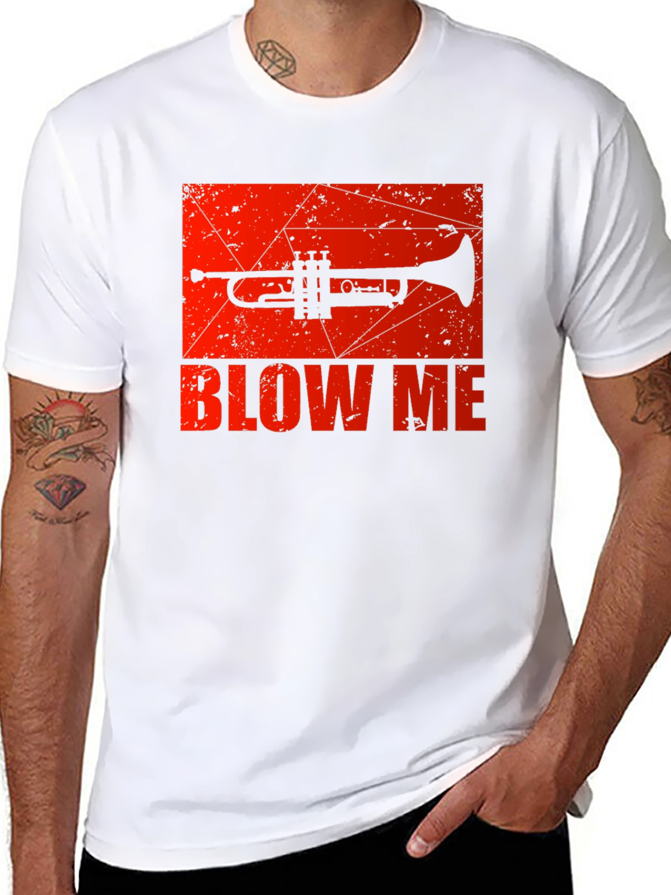 Camiseta Negra con Diseño de Trompeta Blow Me