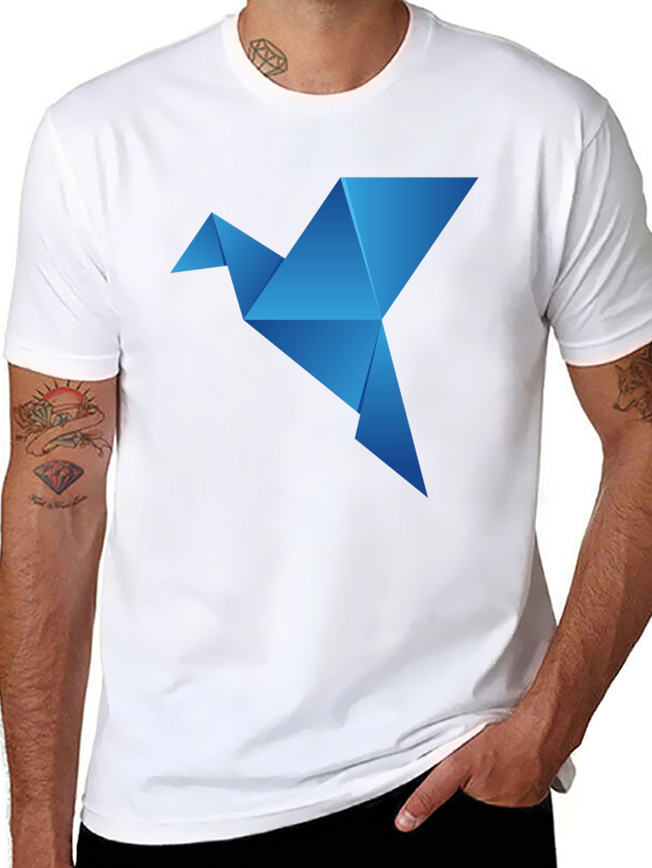 Camiseta Negra con Diseño de Pájaro Origami Azul