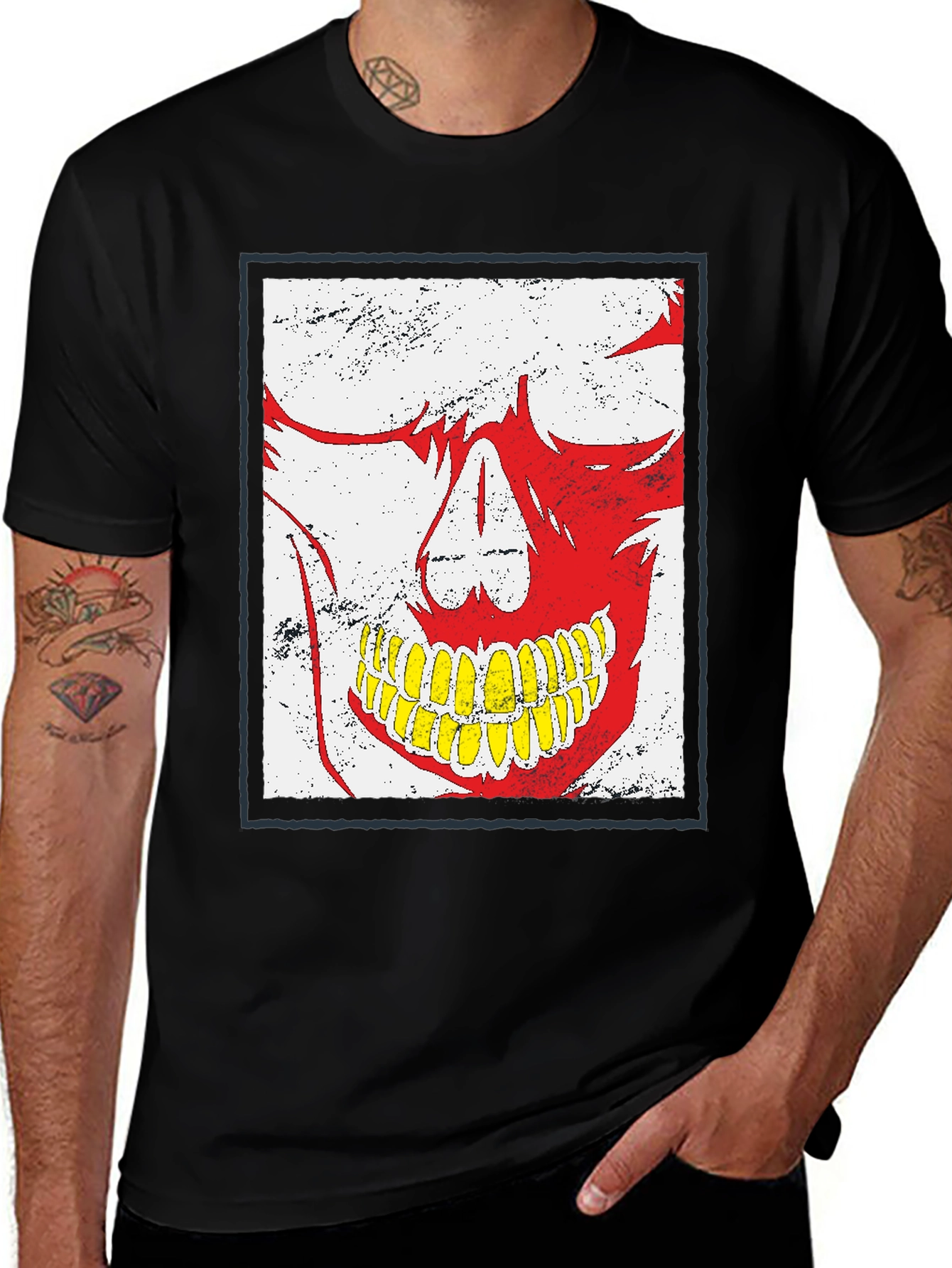 Camiseta Negra con Diseño de Calavera Distintivo