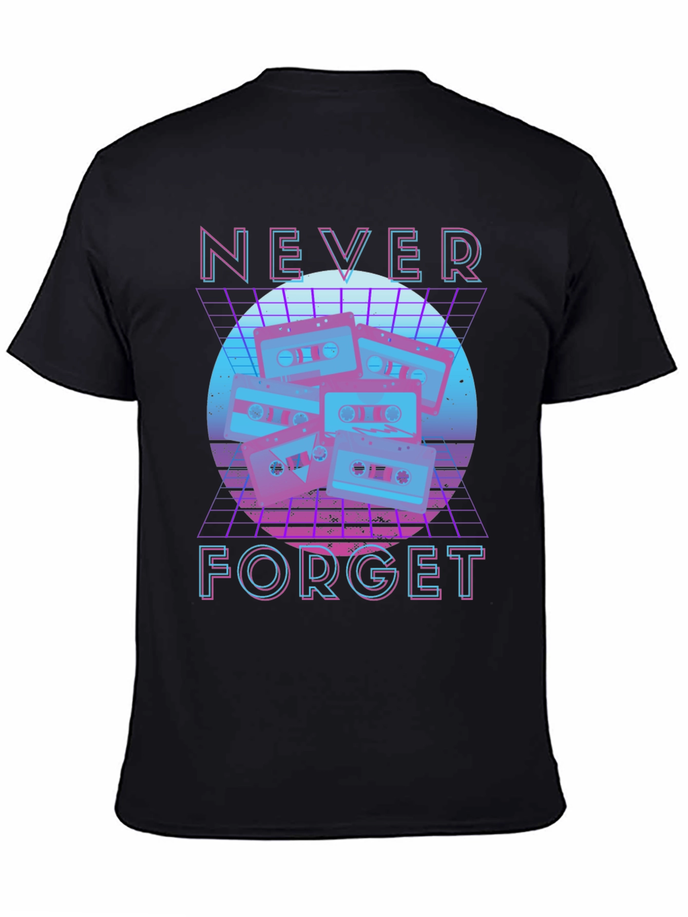 Camiseta Negra Retro Never Forget Cassettes