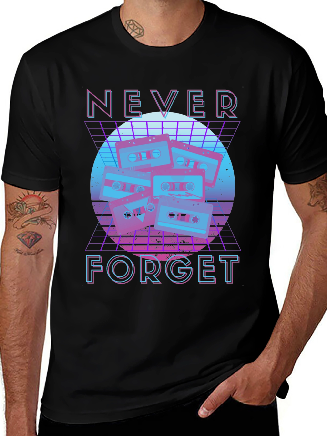 Camiseta Negra Retro Never Forget Cassettes