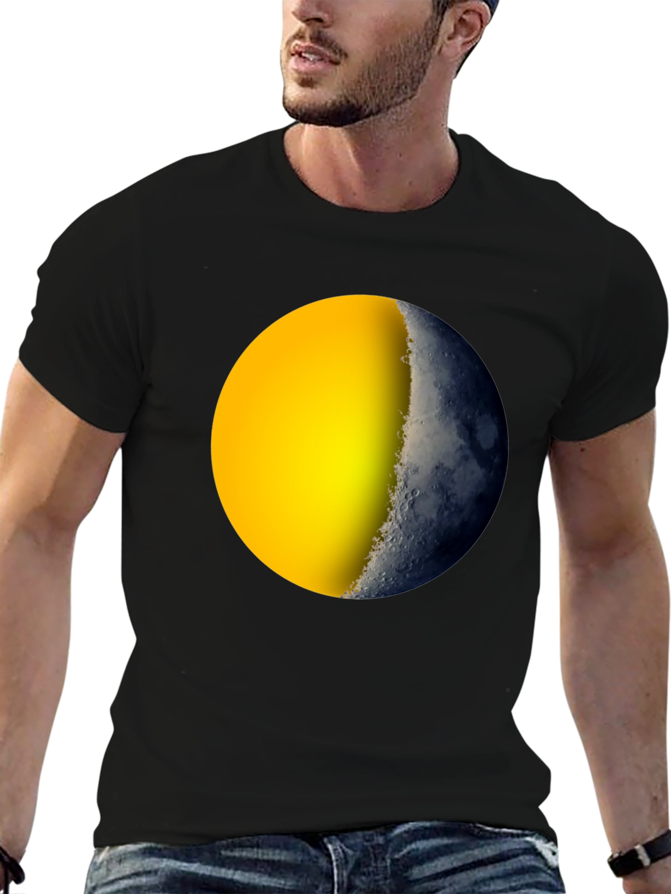 Camiseta Negra con Diseño de Sol y Luna