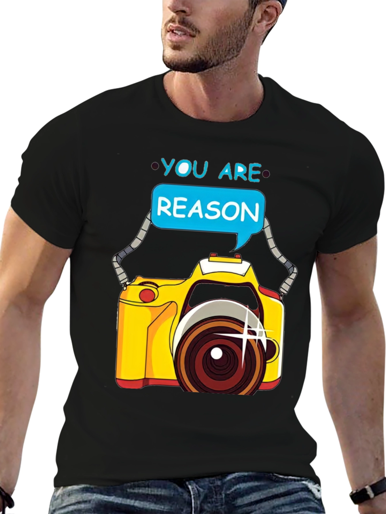 Camiseta Negra con Diseño de Cámara You are Reason