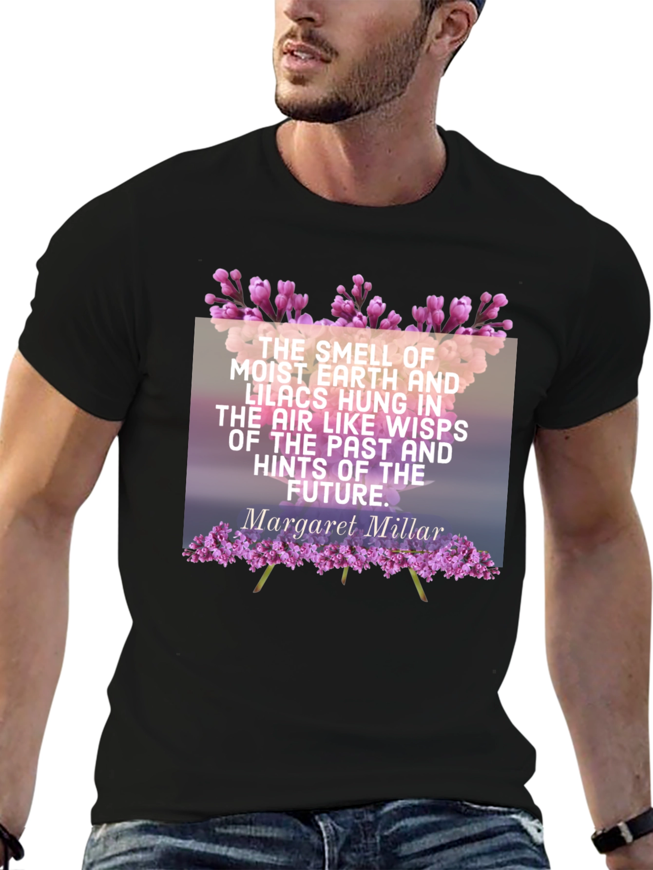 Camiseta Negra con Cita Literaria y Diseño Floral