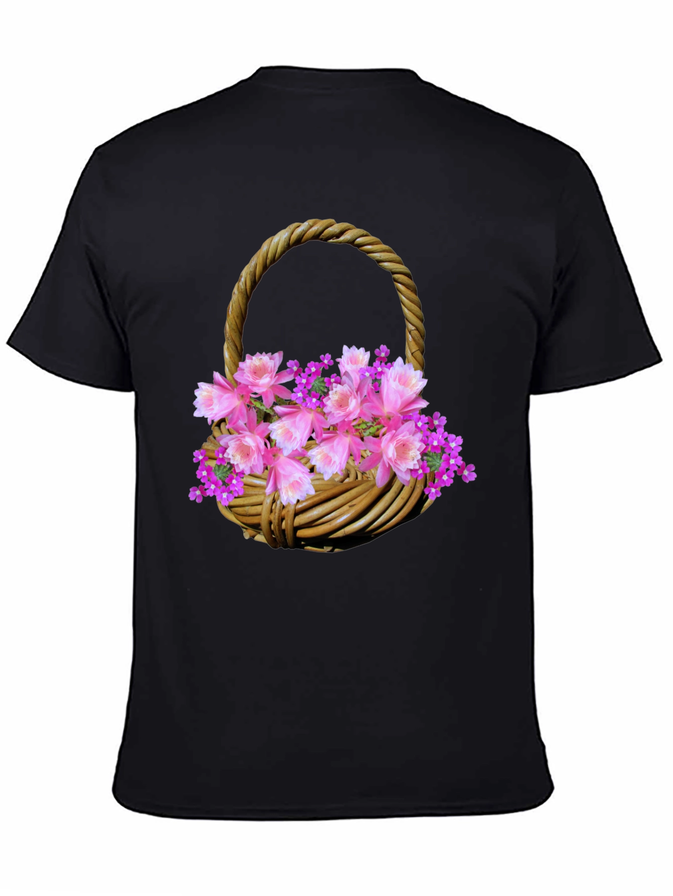 Camiseta Negra con Diseño Floral en Cesta