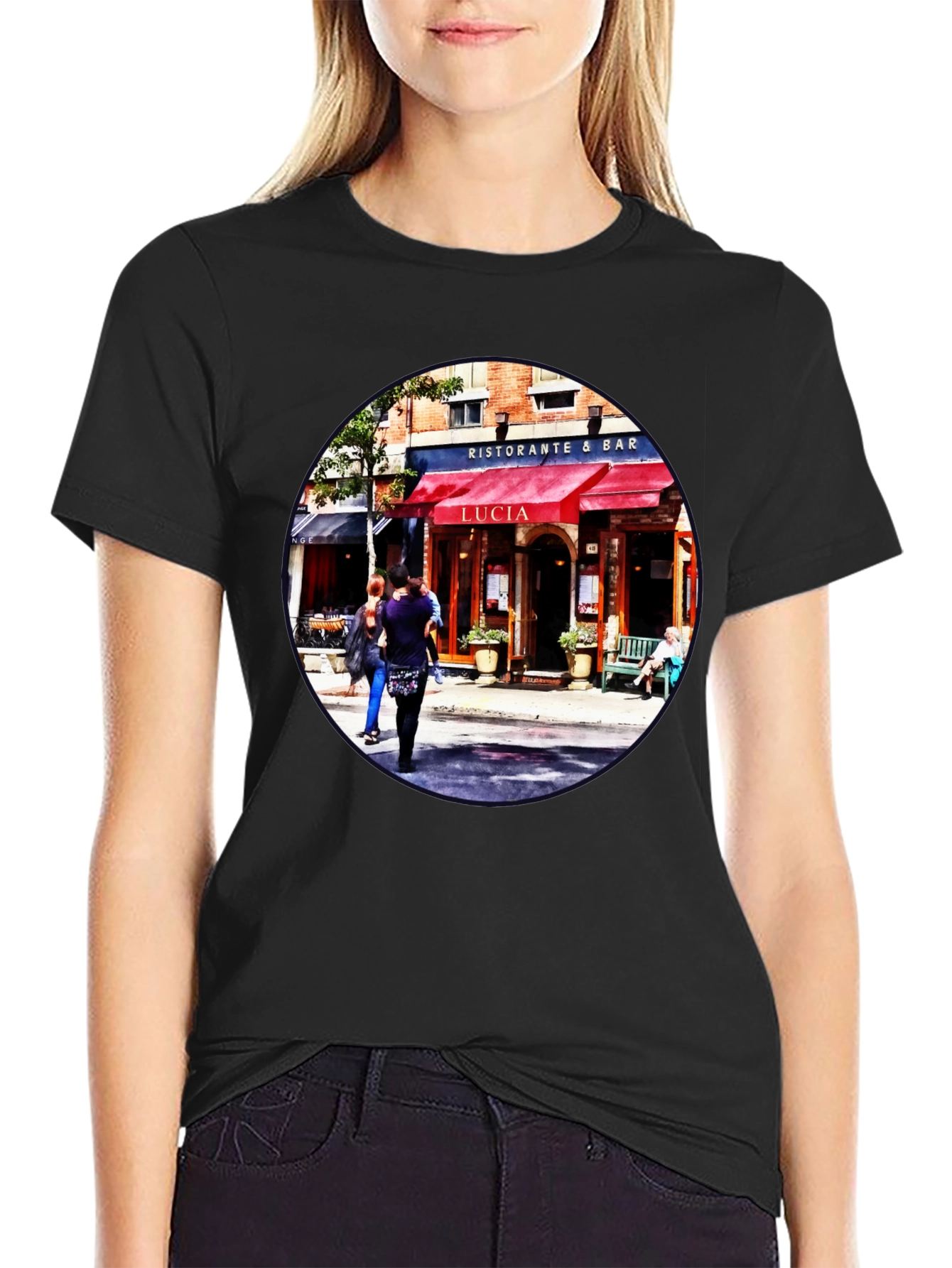 Camiseta Negra con Diseño de Restaurante Italiano