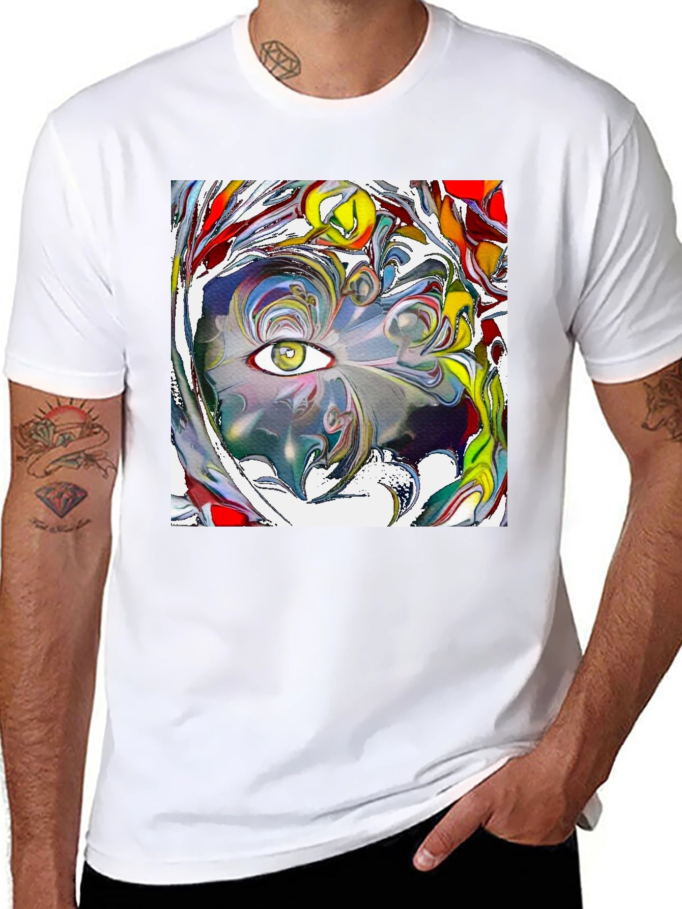 Camiseta Negra con Diseño Ojo Abstracto