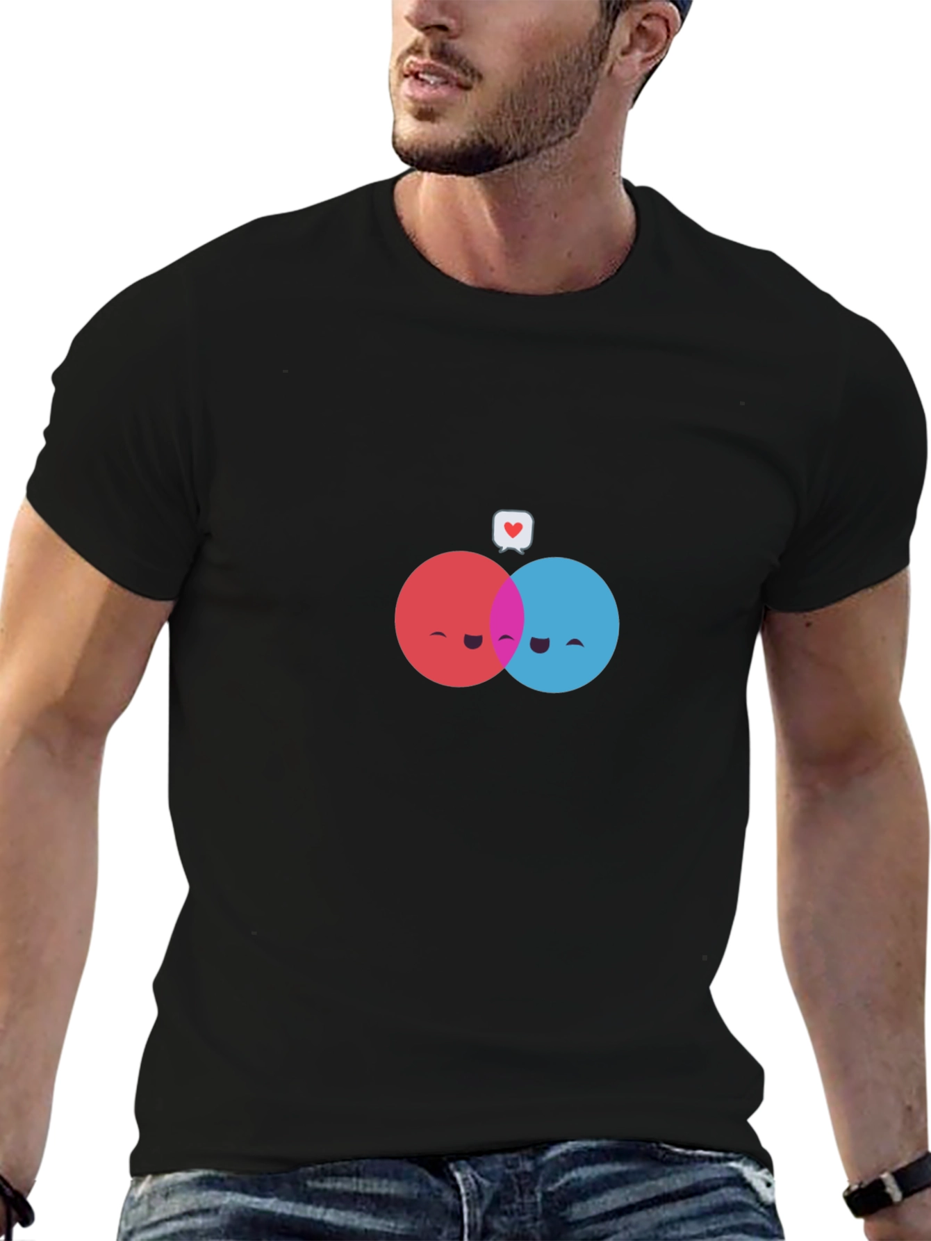 Camiseta Negra con Diseño de Círculos Enamorados