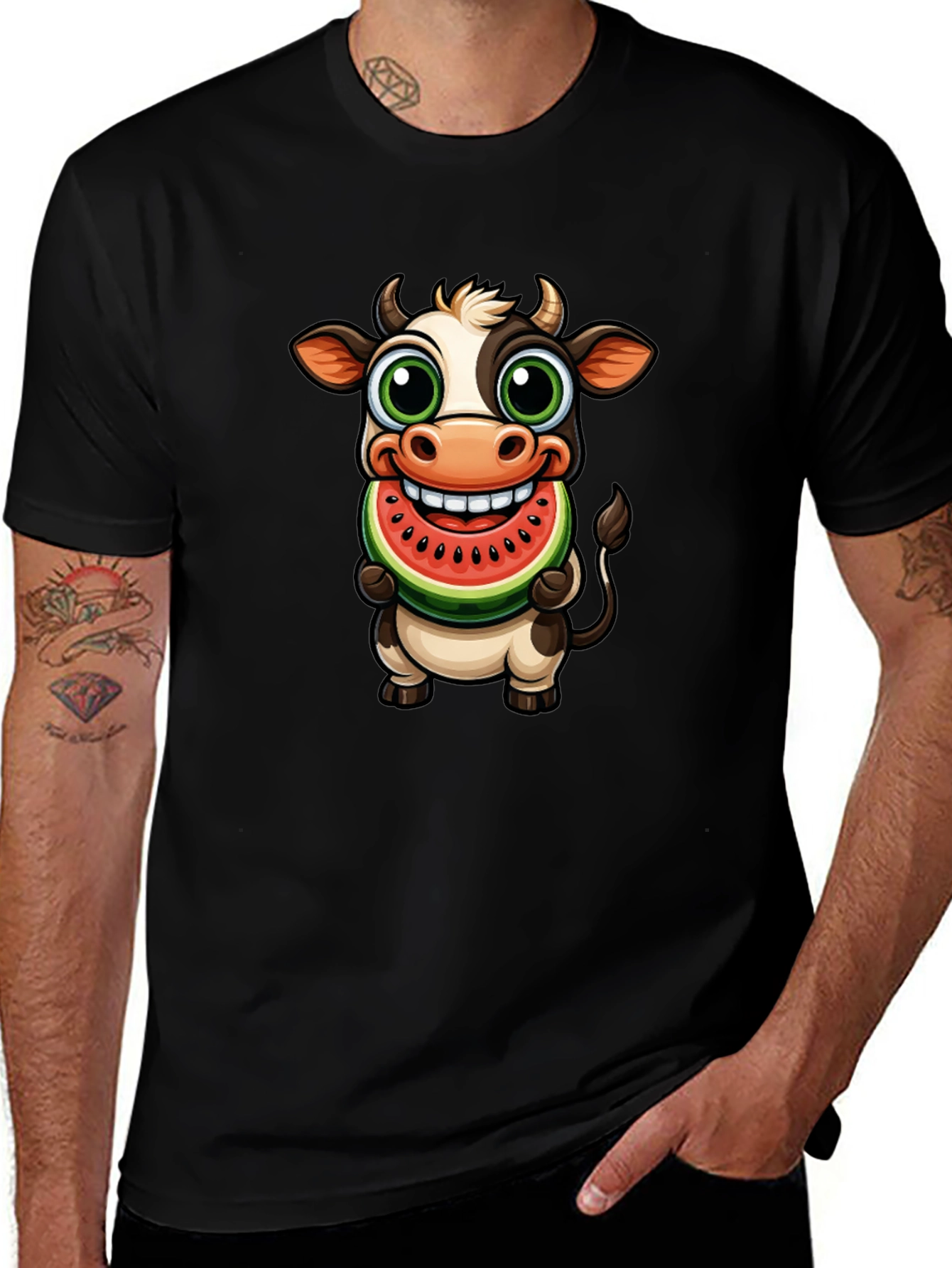 Camiseta Negra con Vaca Comiendo Sandía