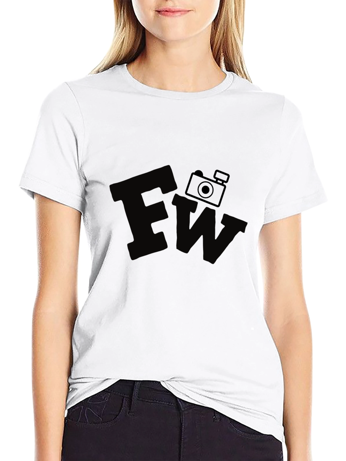 Camiseta Negra Estampada FW Cámara Fotográfica