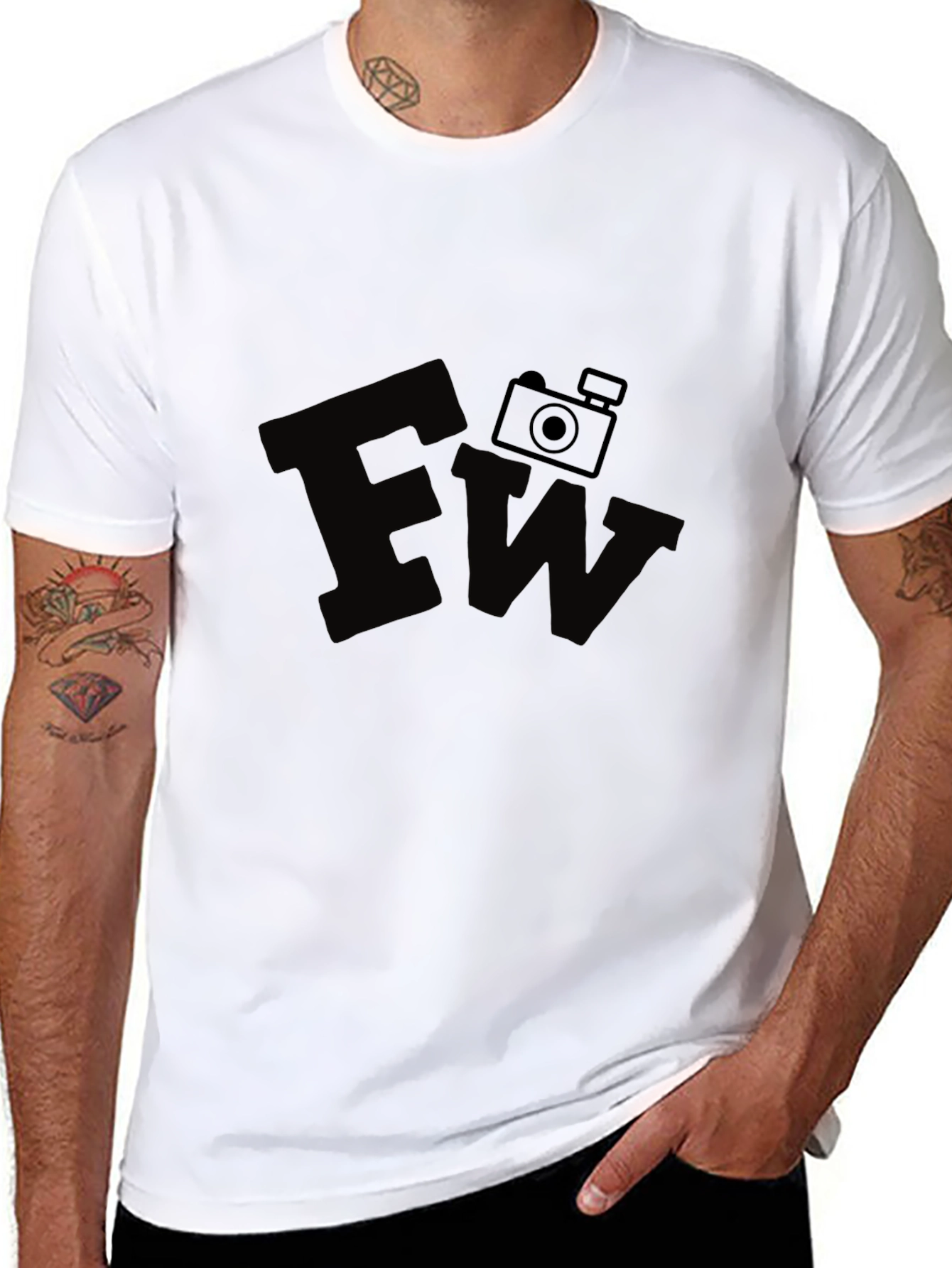 Camiseta Negra Estampada FW Cámara Fotográfica