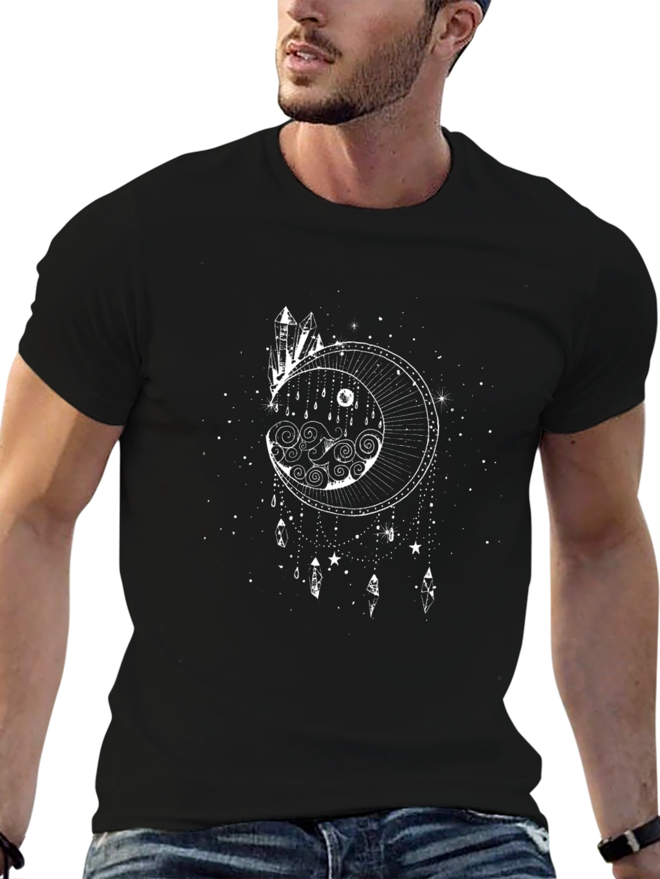 Camiseta Negra con Diseño de Luna y Cristales Místicos