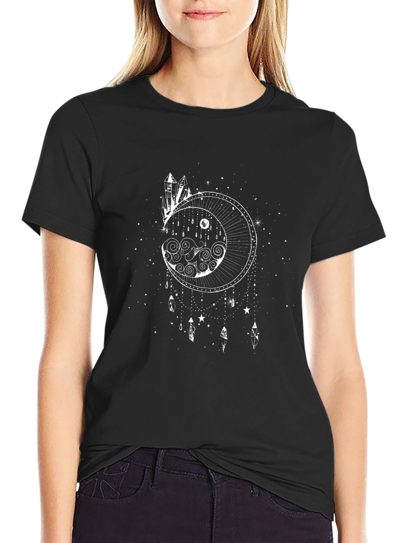 Camiseta Negra con Diseño de Luna y Cristales Místicos