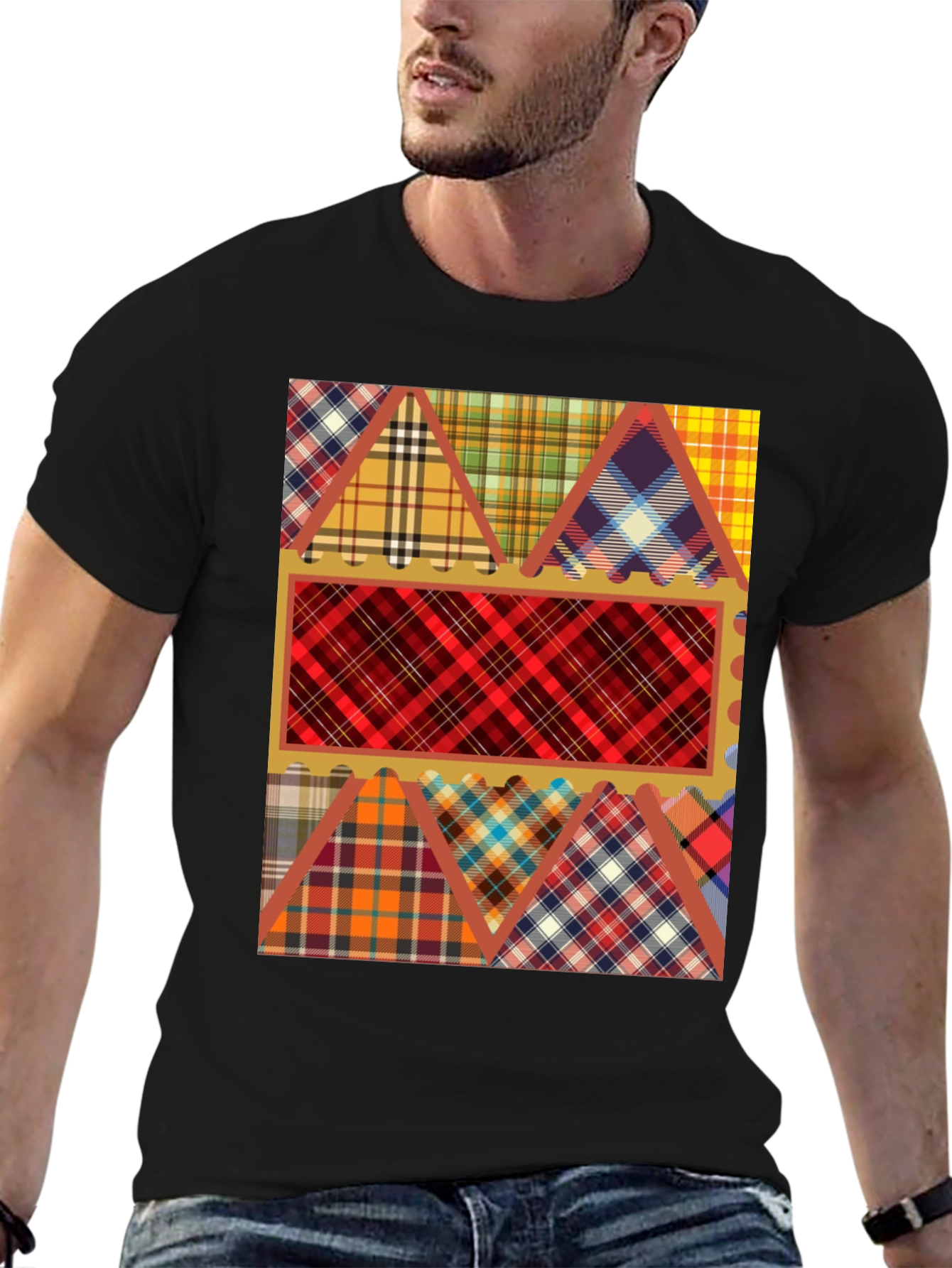 Camiseta Negra con Diseño de Tartán Patchwork