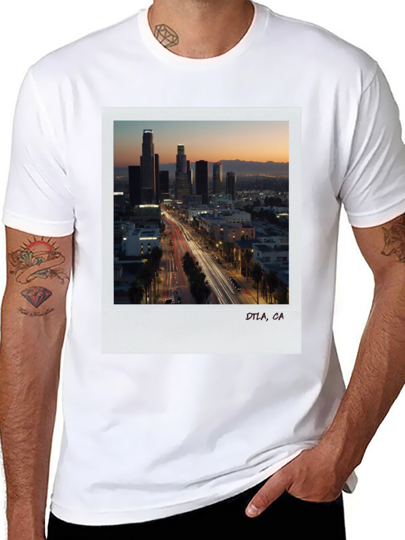 Camiseta Negra DTLA California - Estilo Urbano