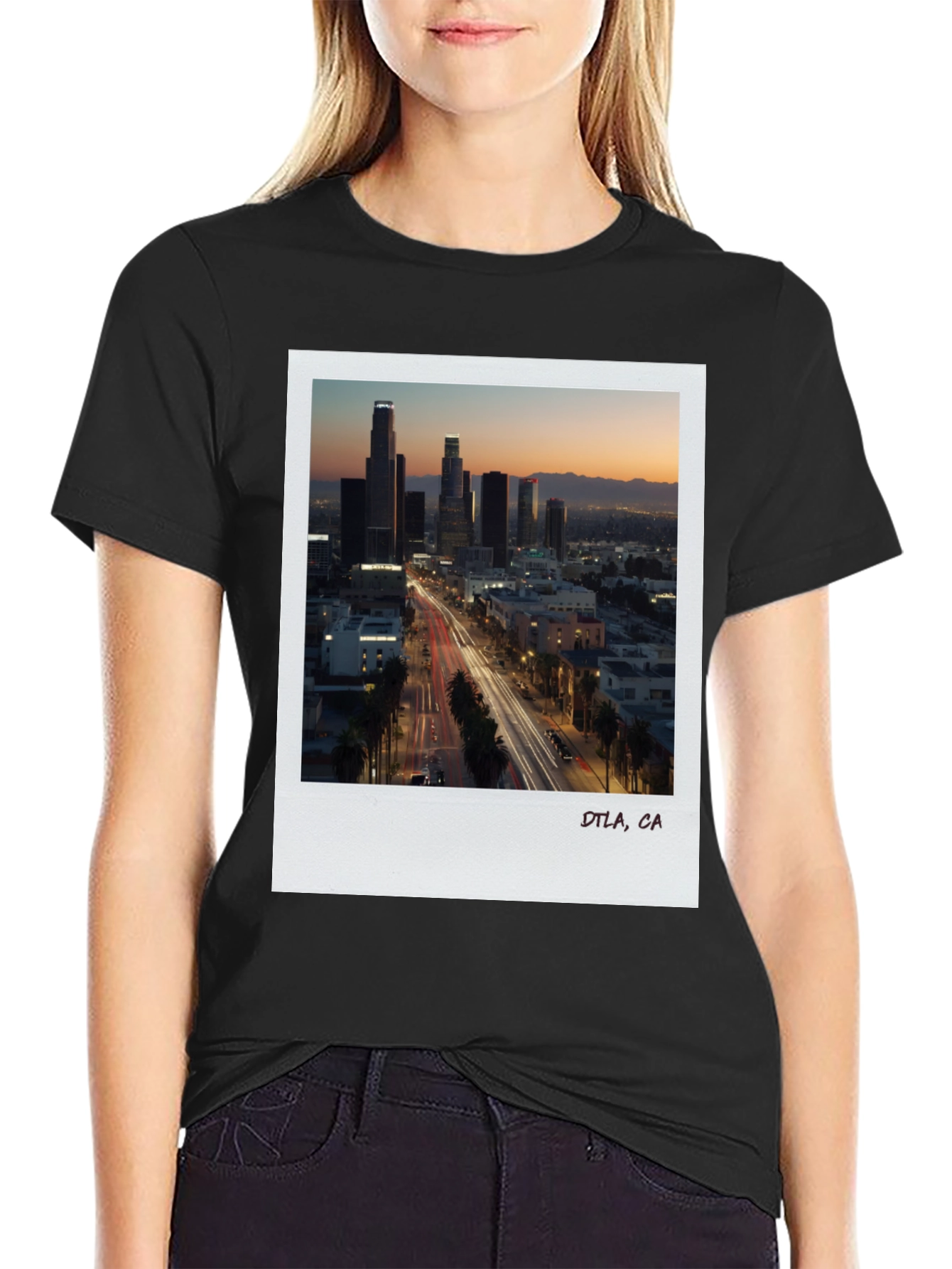 Camiseta Negra DTLA California - Estilo Urbano