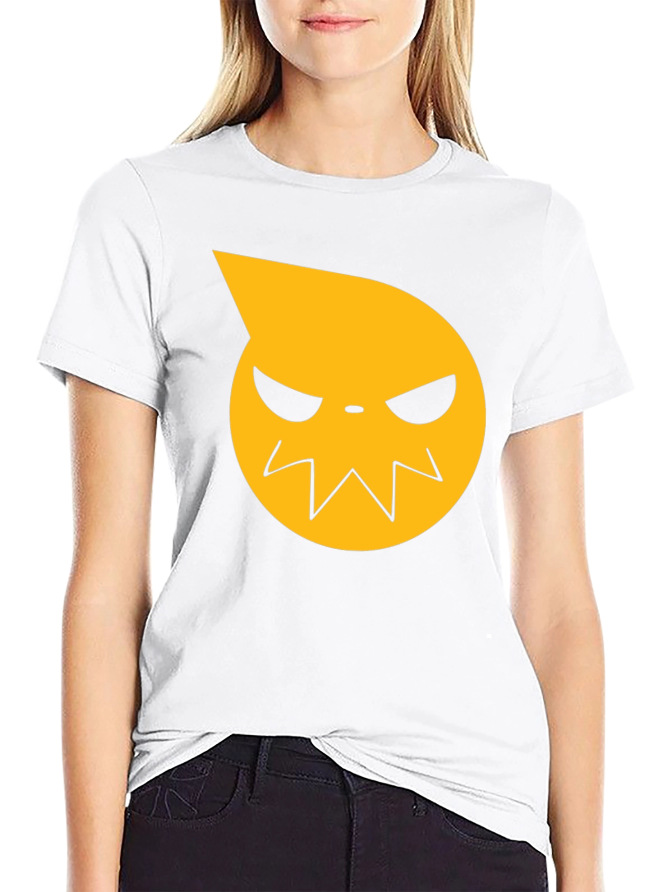 Camiseta Negra con Diseño Anime Cara Amarilla
