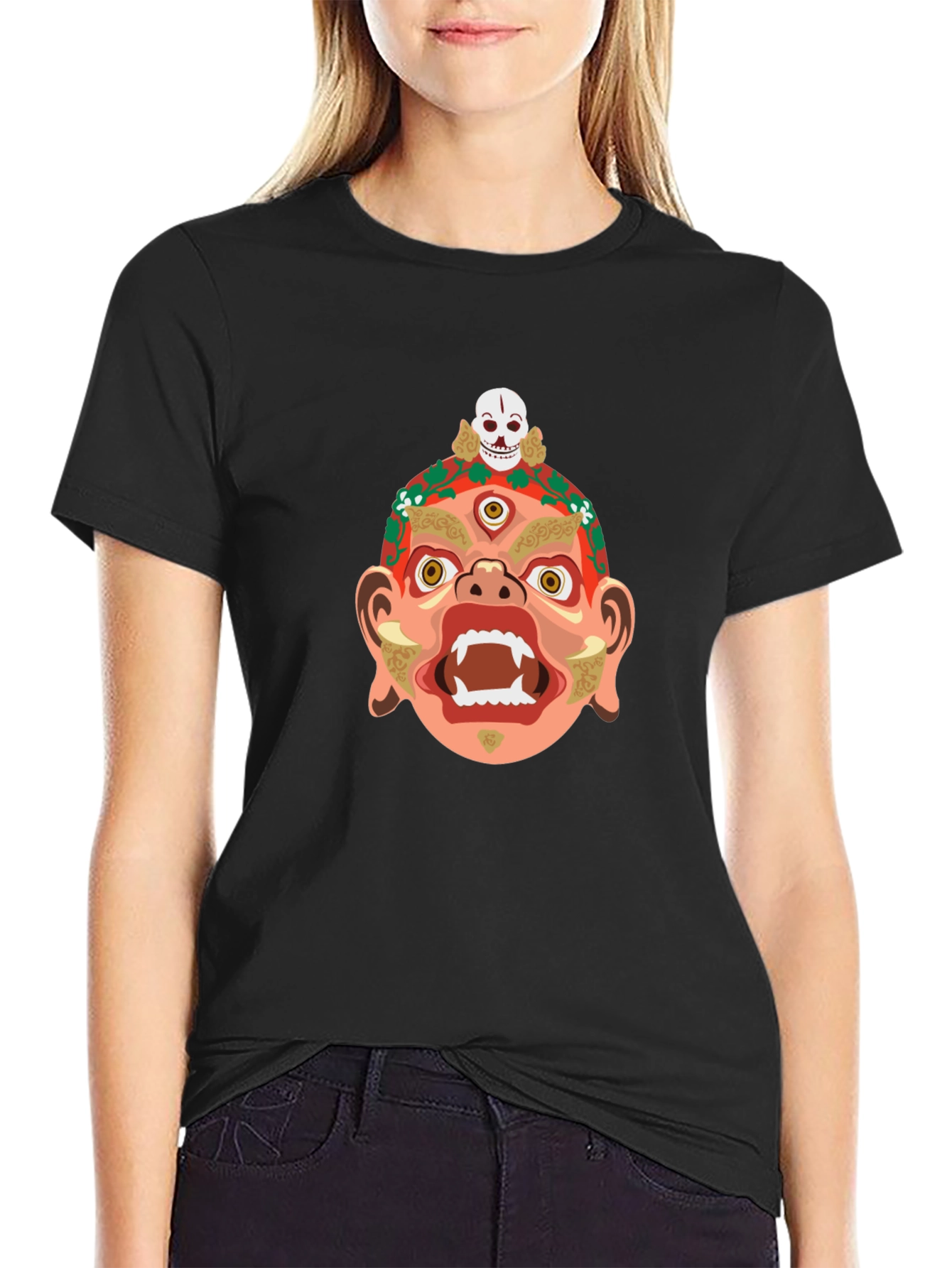 Camiseta Negra con Diseño de Máscara Tribal