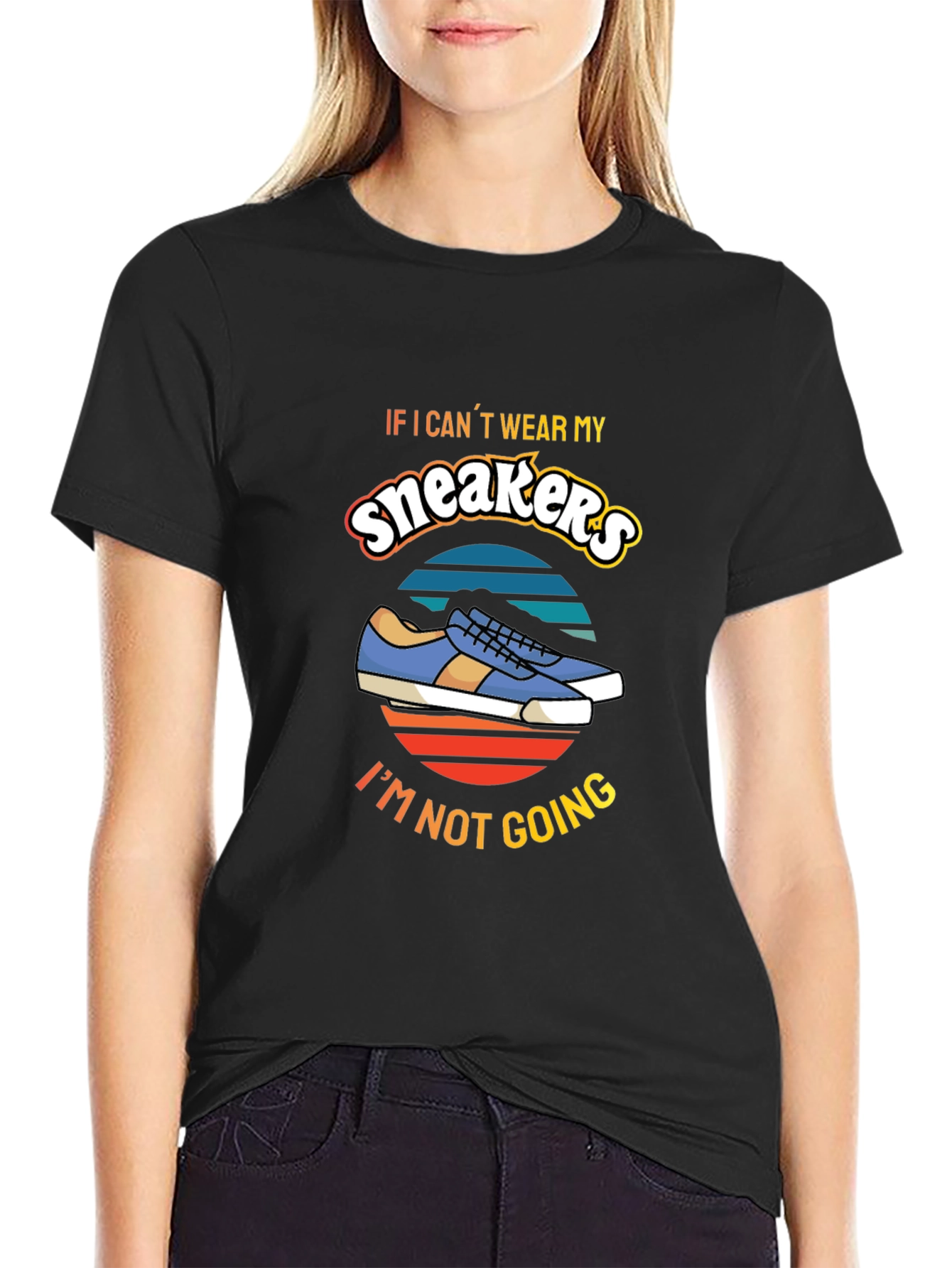 Camiseta Negra con Diseño de Zapatillas Sneakers