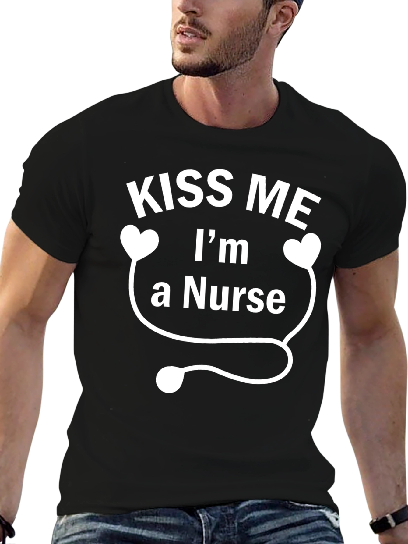 Camiseta Negra Divertida Kiss Me Im a Nurse
