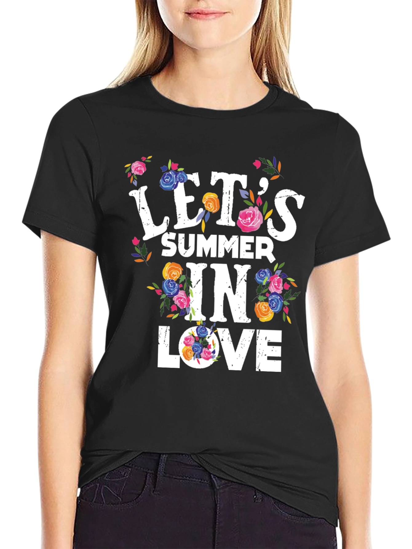 Camiseta Negra Estampada Floral Lets Summer in Love