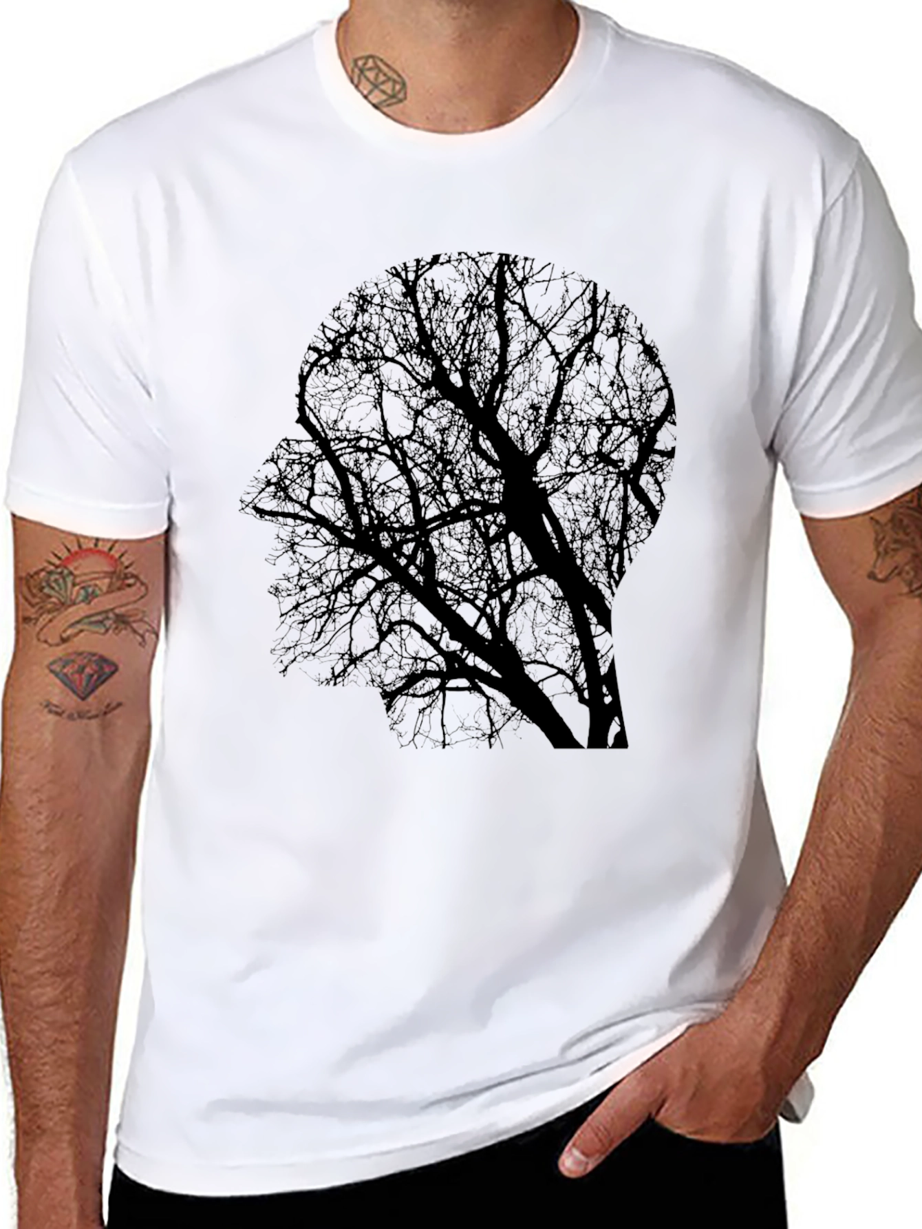 Camiseta Negra con Diseño de Árbol en Silueta Humana