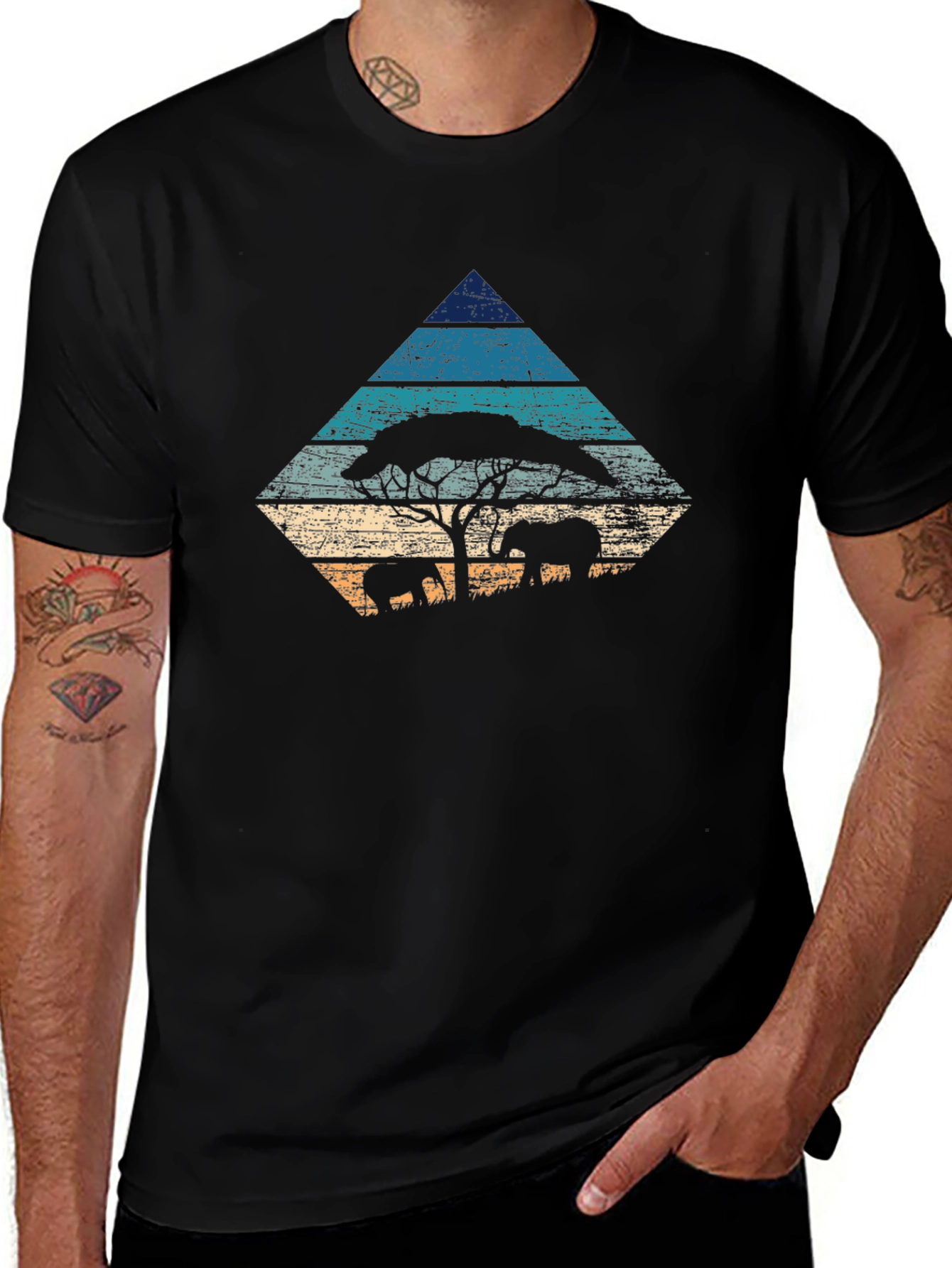 Camiseta Negra con Diseño de la Sabana Africana