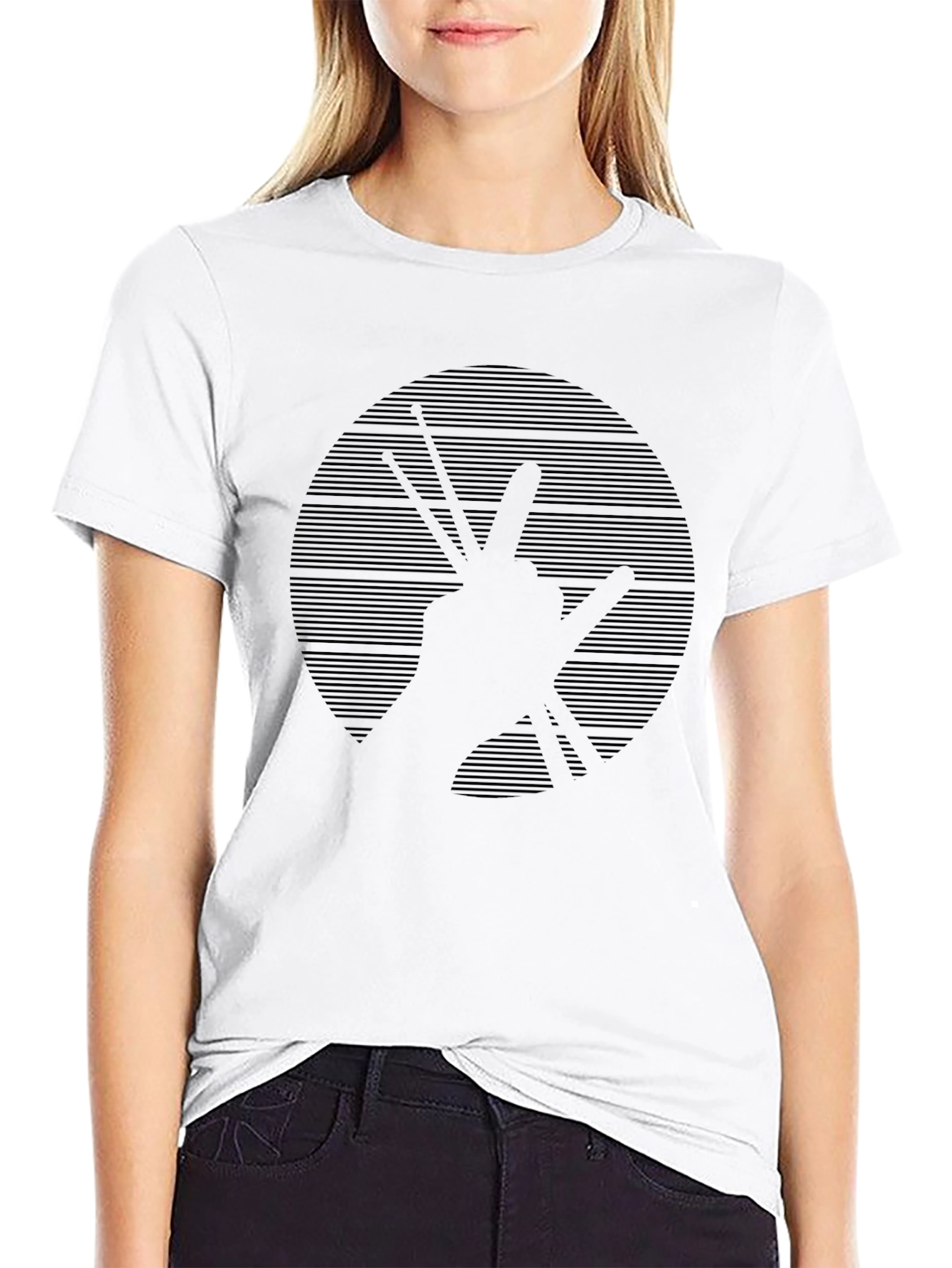 Camiseta Negra con Diseño de Mano de Baterista
