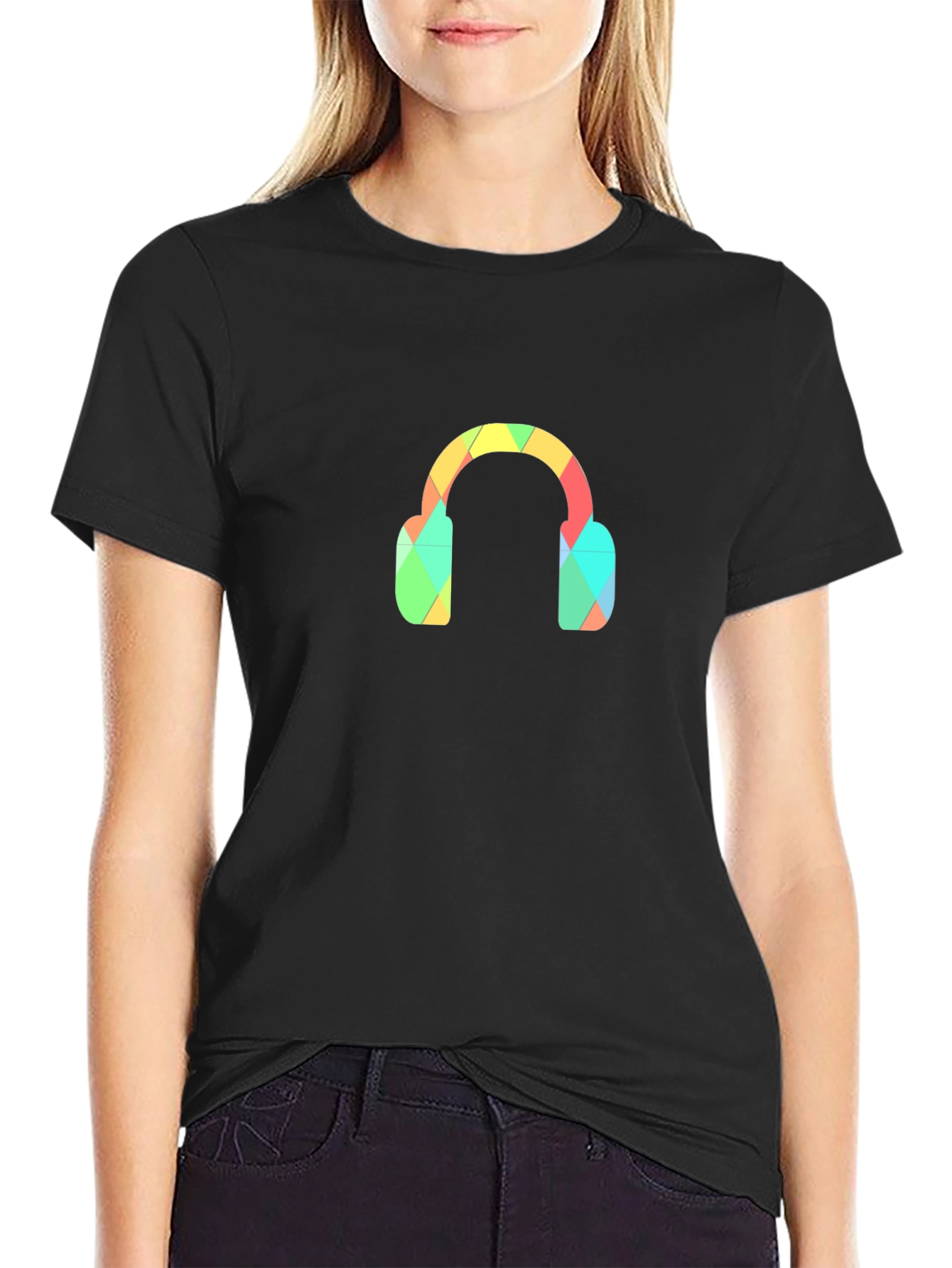 Camiseta Negra con Diseño de Audífonos Geométricos