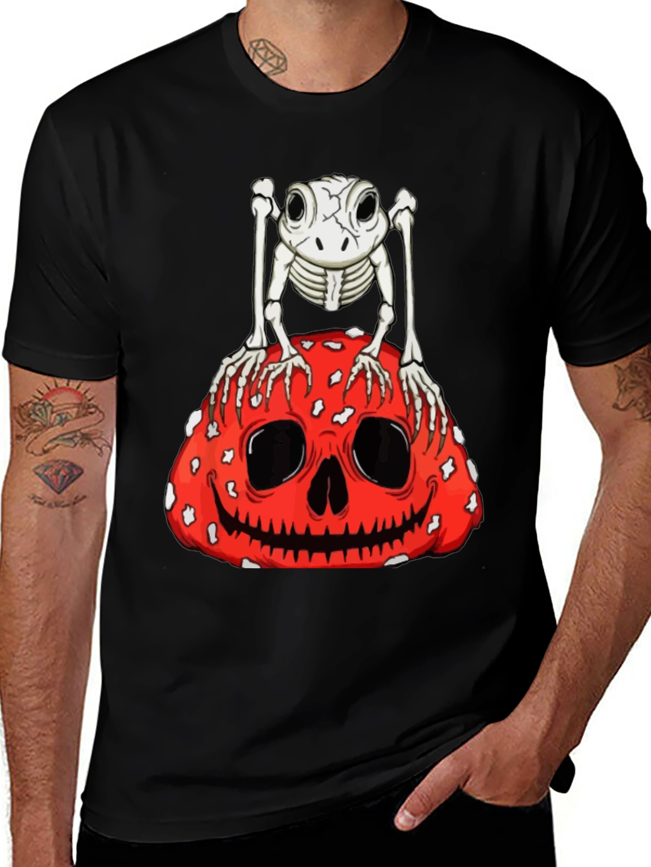 Camiseta Negra con Diseño de Rana Esqueleto y Calabaza