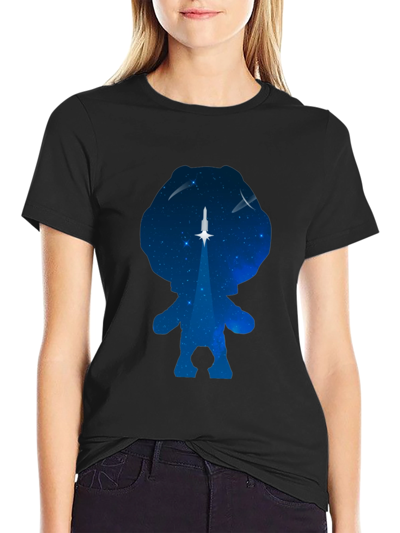 Camiseta Negra con Diseño Astronauta y Cohete Espacial